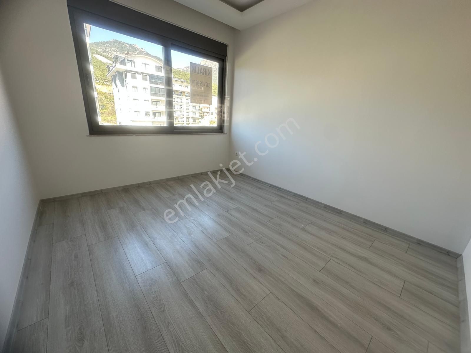 Alanya Çıplaklı Mah.kiralık 2+1 Daire - Görsel 6