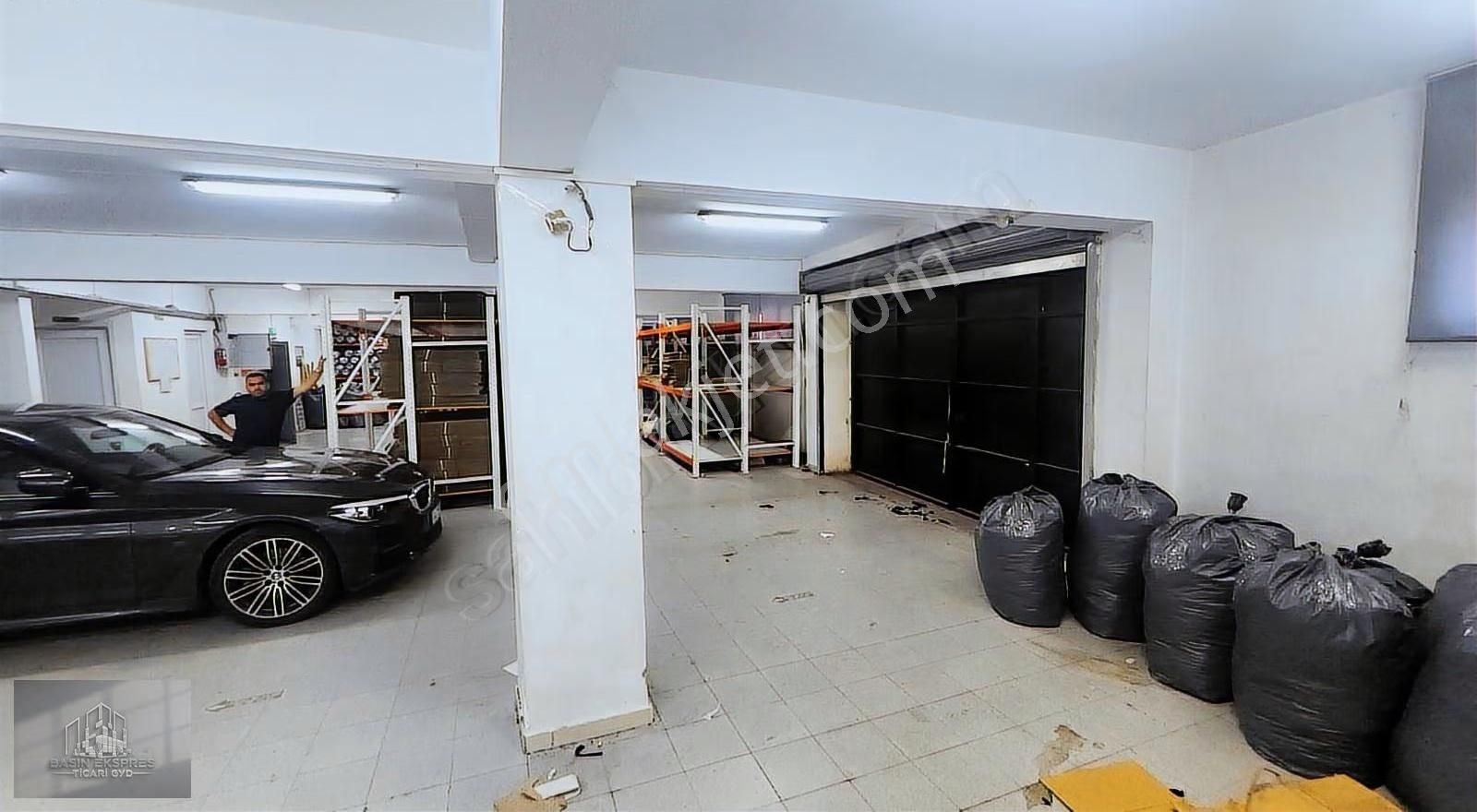 Sulyapıdan Meydana Yakın 1200 M2 Giriş Depolama Ve İmalata Uygun - Görsel 11