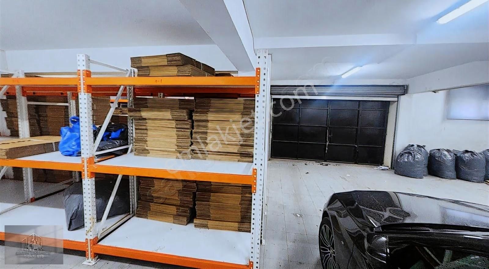 Sulyapıdan Meydana Yakın 1200 M2 Giriş Depolama Ve İmalata Uygun - Görsel 2