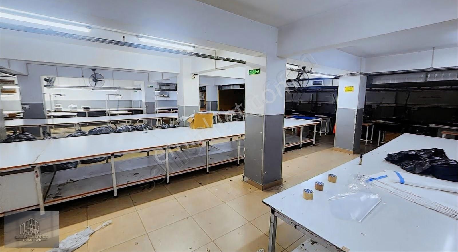 Sulyapıdan Meydana Yakın 1200 M2 Giriş Depolama Ve İmalata Uygun - Görsel 17