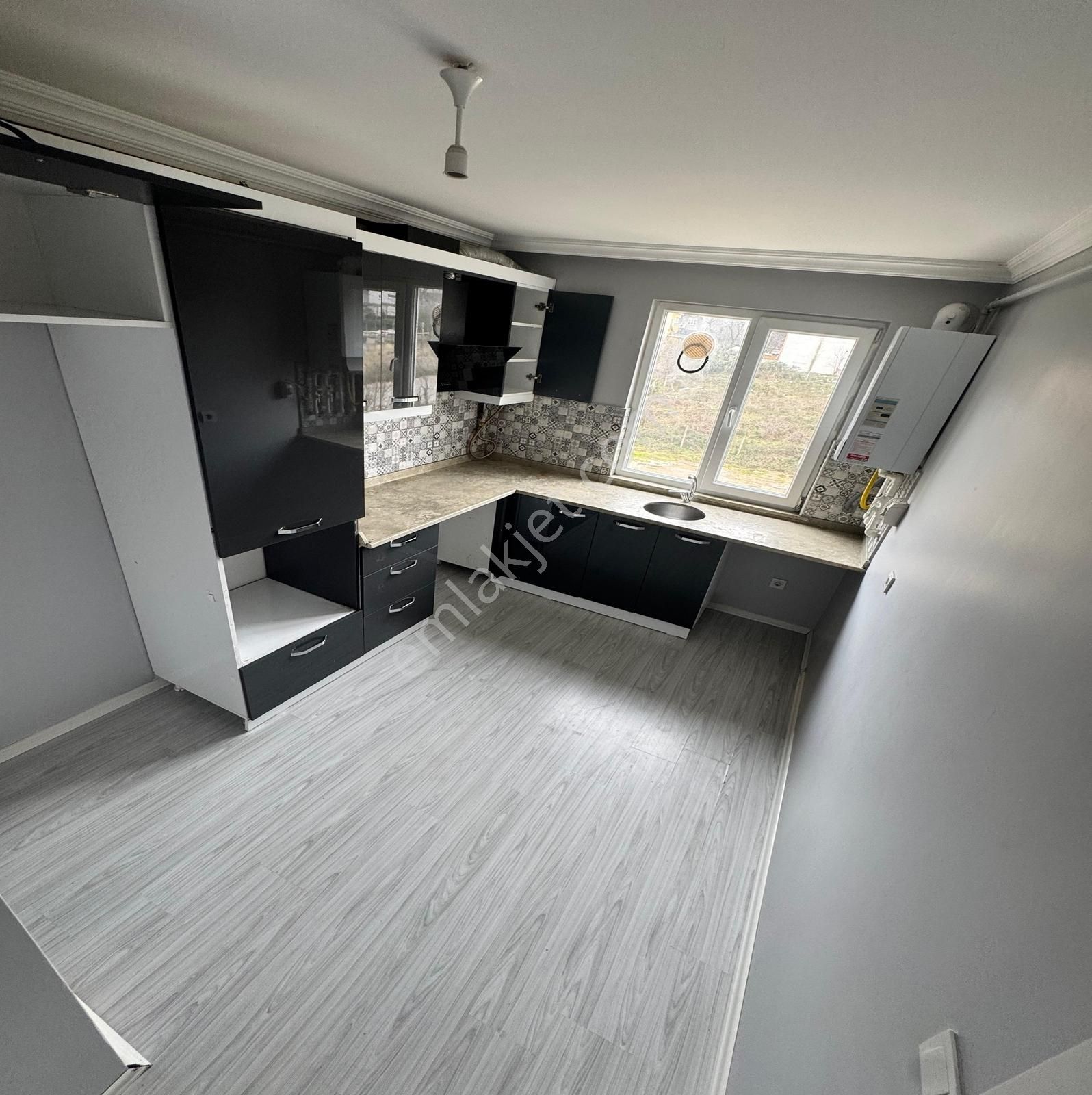 Kod 2180 Avrasya Yapıdan Hilal Mah. Ebeveyn Banyolu 2+1 Kiralık - Görsel 10