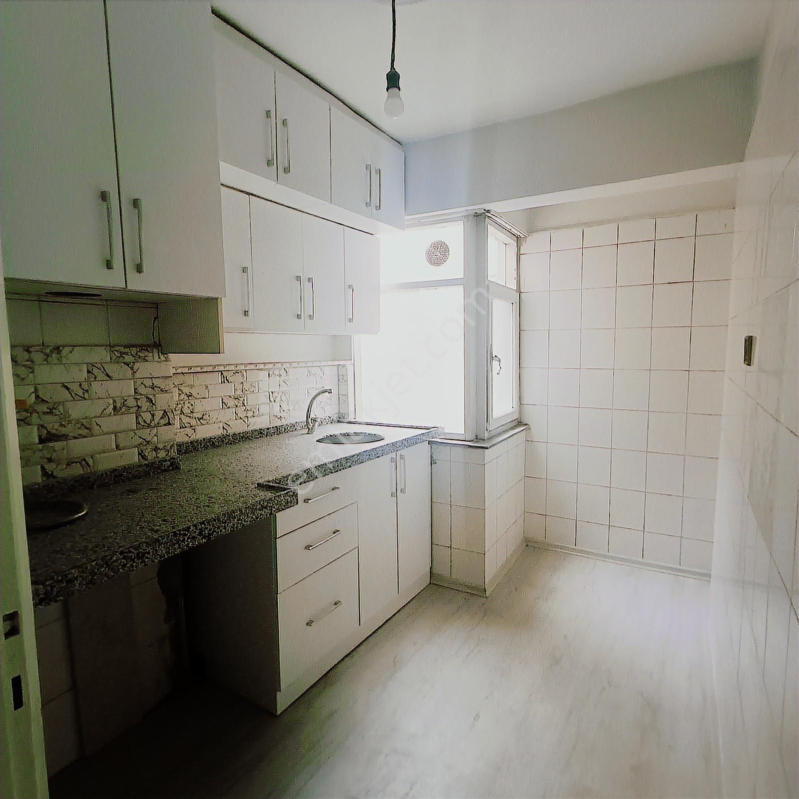 Remax Advantage'den Metroya Yürüme Mesafesinde Satılık Daire - Görsel 3