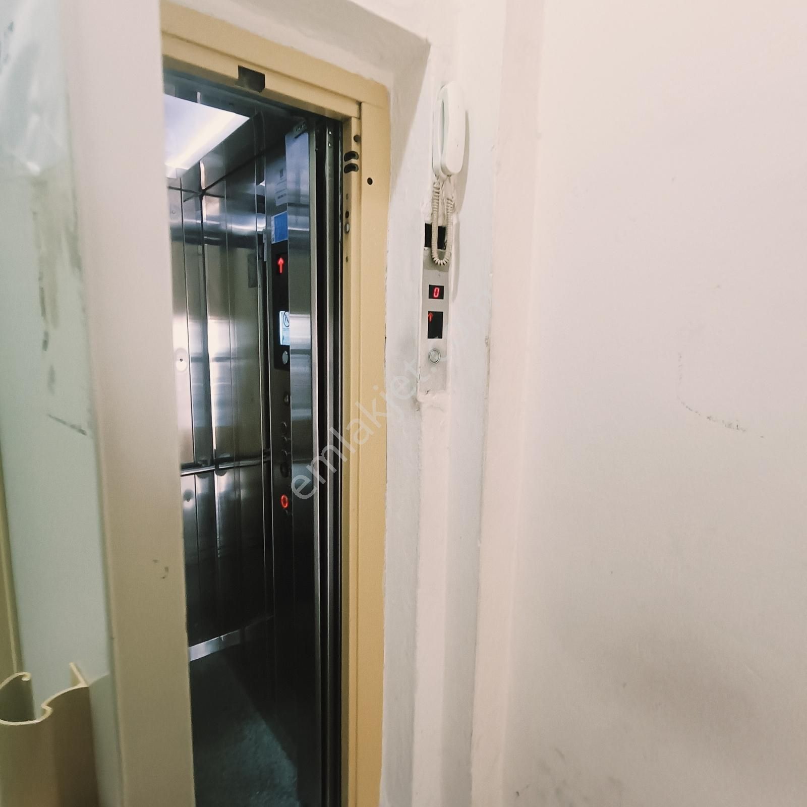 Remax Advantage'den Metroya Yürüme Mesafesinde Satılık Daire - Görsel 19