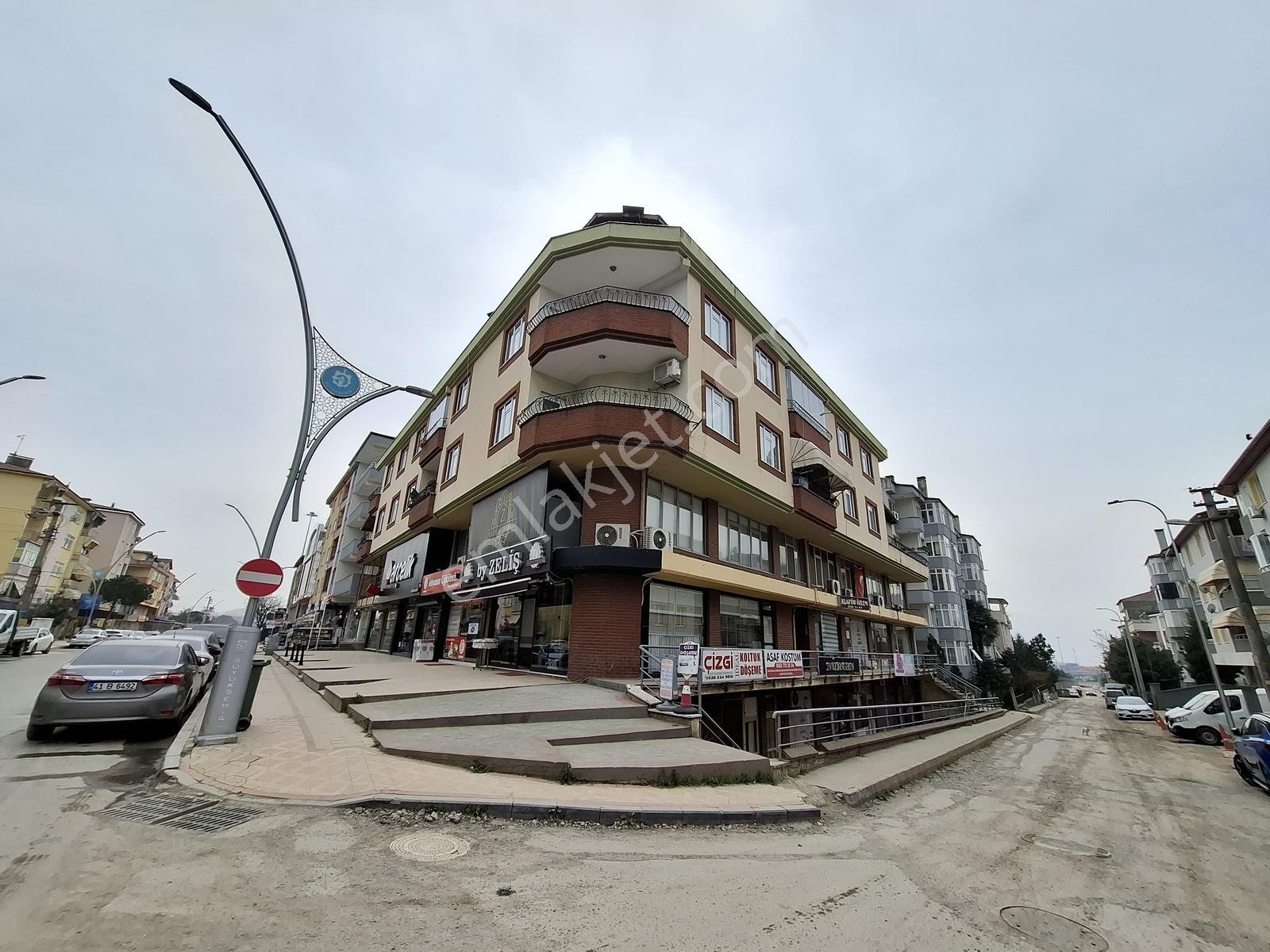 3 Kent Gayrimenkul'den Körfez'de Yüksek Getirili Satılık Dükkan - Görsel 14