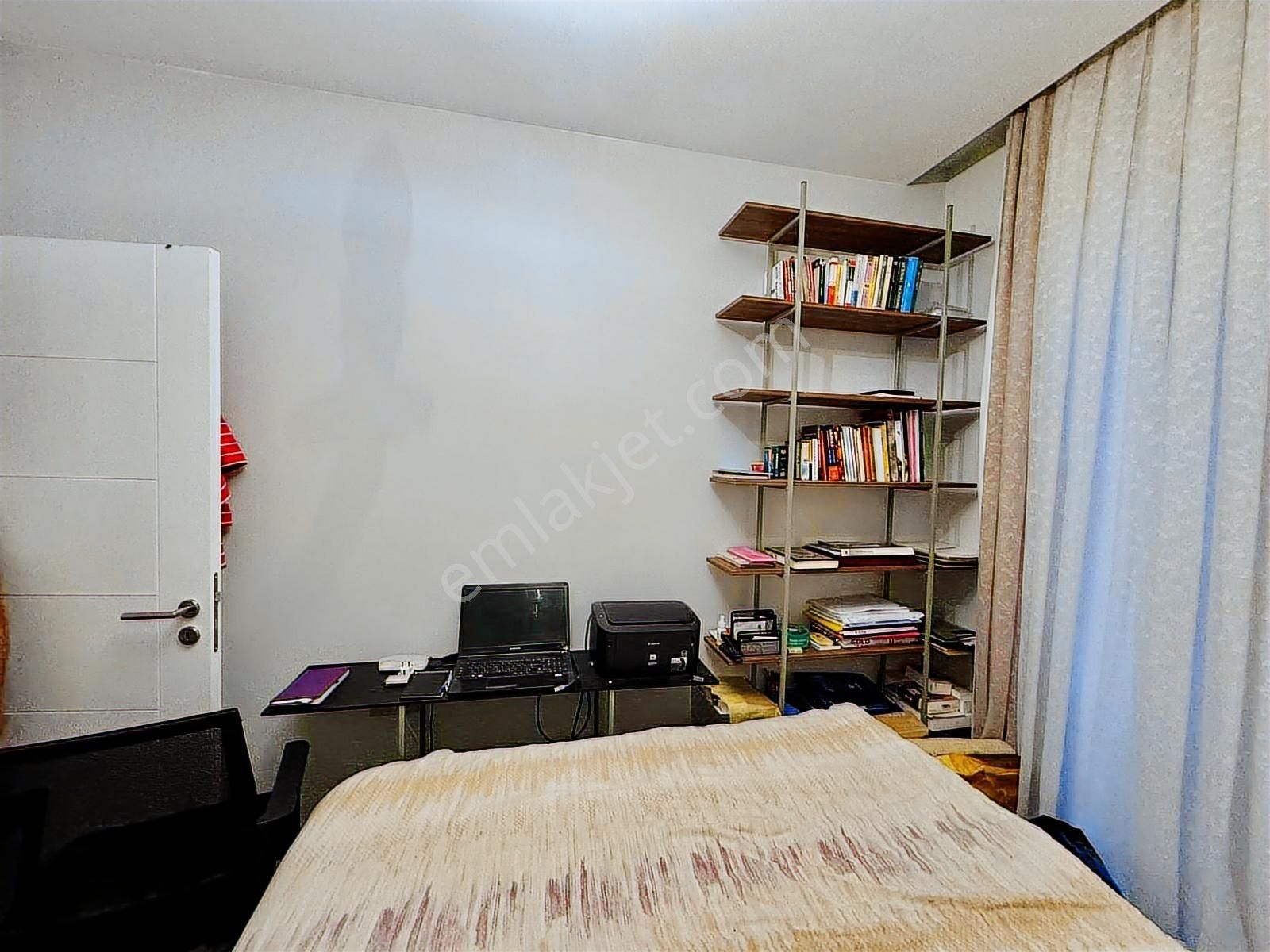 Pegaas'tan Mars 19 Da 2+1 Peyzaj Manzaralı Ara Kat Satılık Daire - Görsel 9