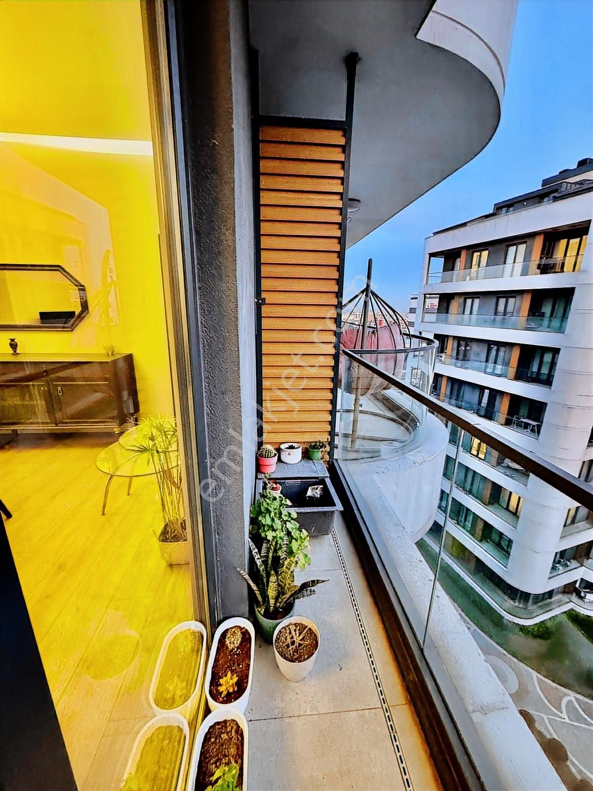 Pegaas'tan Mars 19 Da 2+1 Peyzaj Manzaralı Ara Kat Satılık Daire - Görsel 7