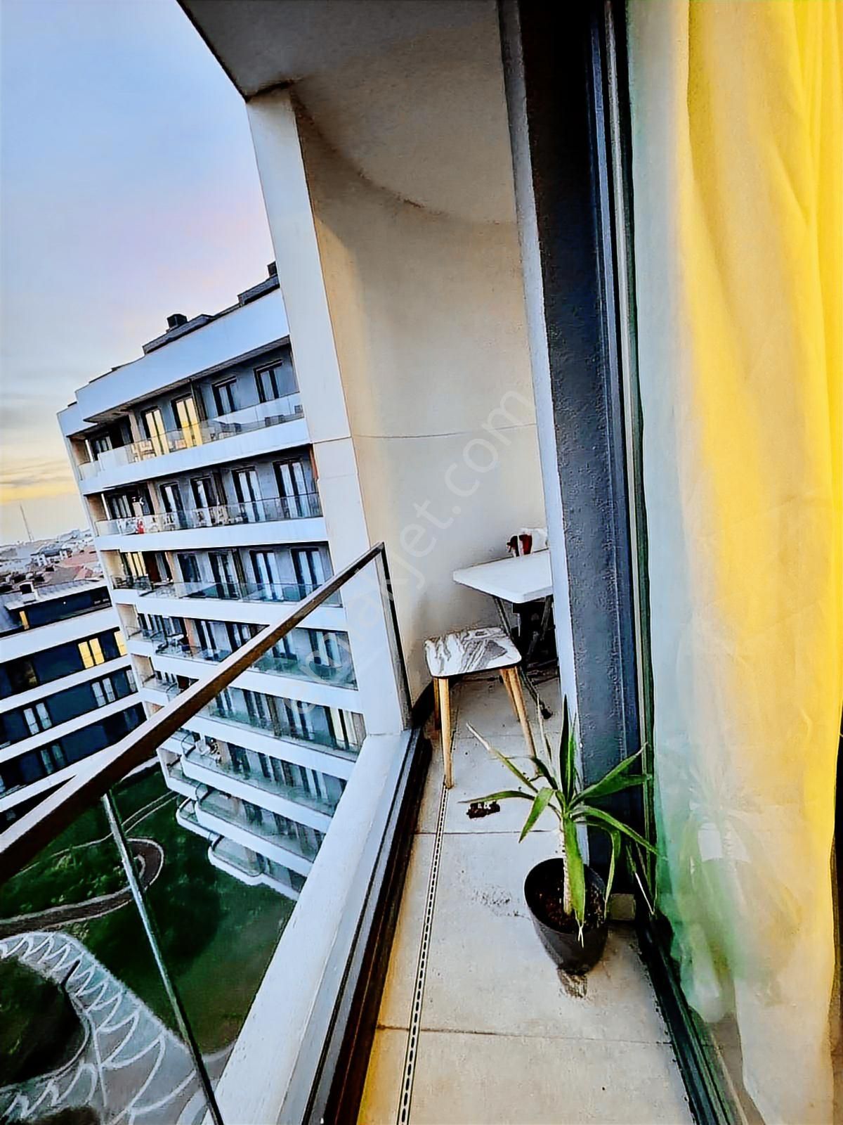 Pegaas'tan Mars 19 Da 2+1 Peyzaj Manzaralı Ara Kat Satılık Daire - Görsel 12