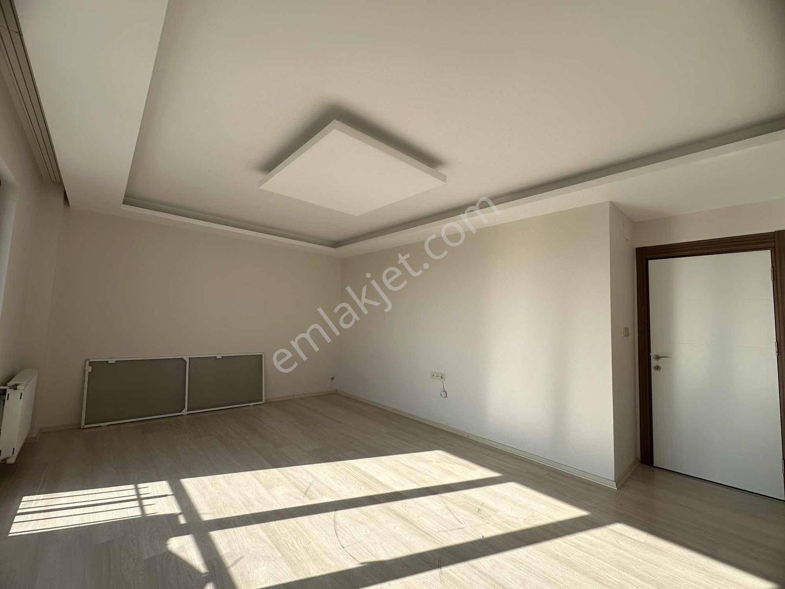 Bursa Manzaralı Site İçi 2+1 Kiralık - Görsel 32