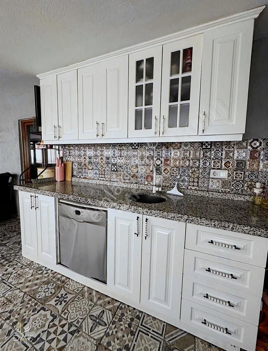 Merkezde 260m² Alt Kat 3+1 Üst Kat 2+1 Kış Bahçesi Teraslı Dublx - Görsel 9