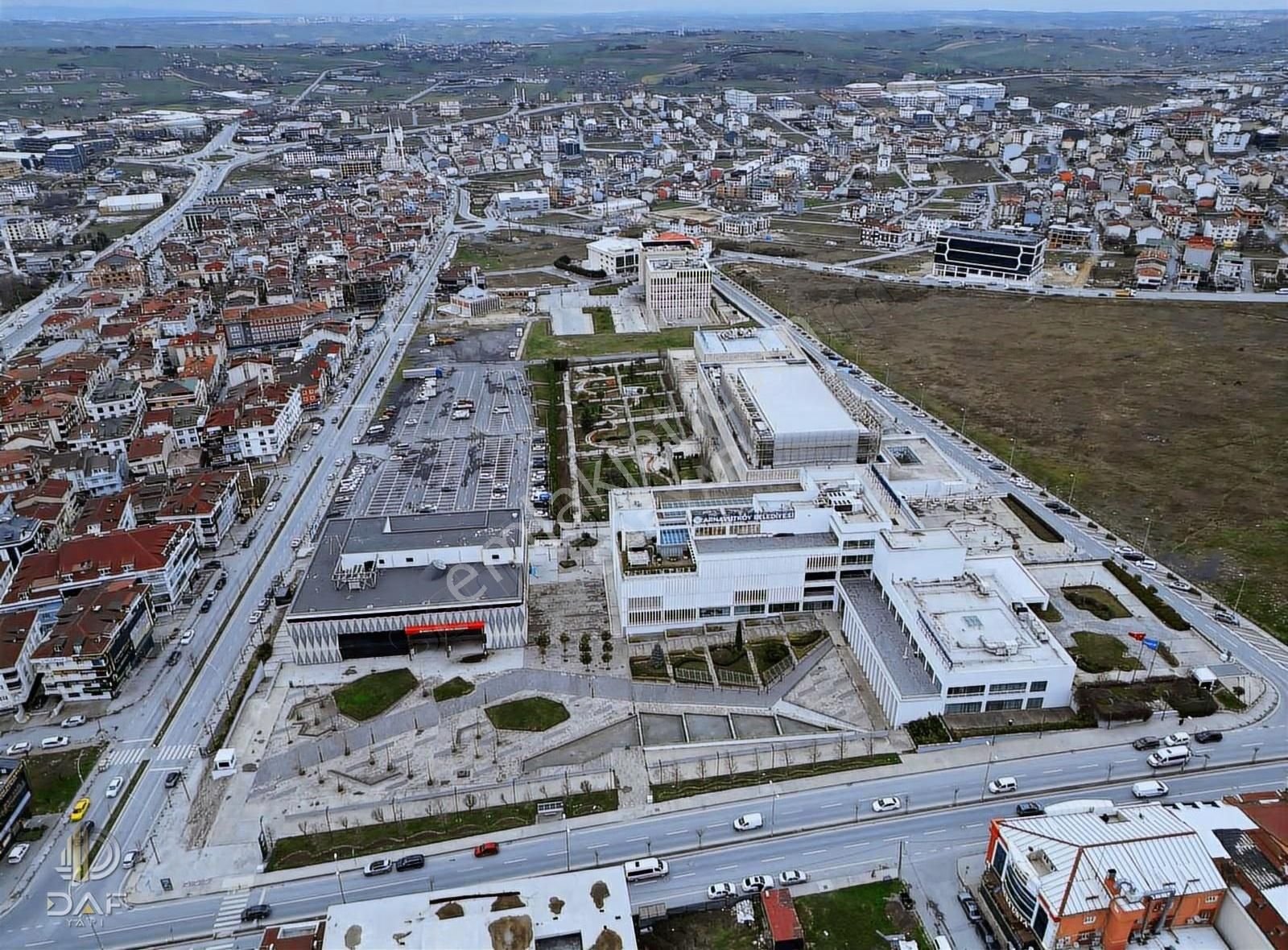 Arnavutköy Taşoluk'ta Belediye Yanı Satılık Dükkan - Görsel 14