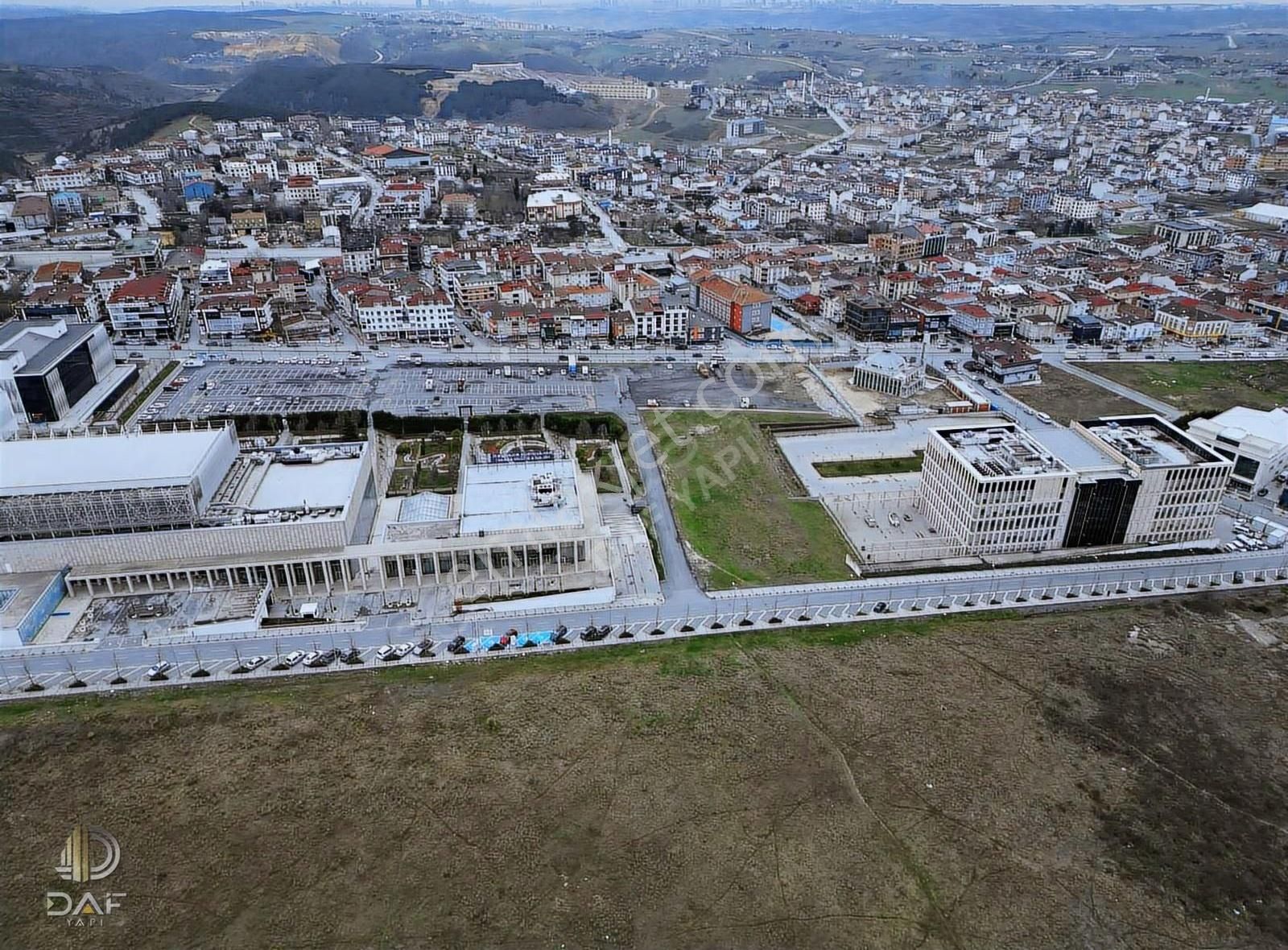 Arnavutköy Taşoluk'ta Belediye Yanı Satılık Dükkan - Görsel 7
