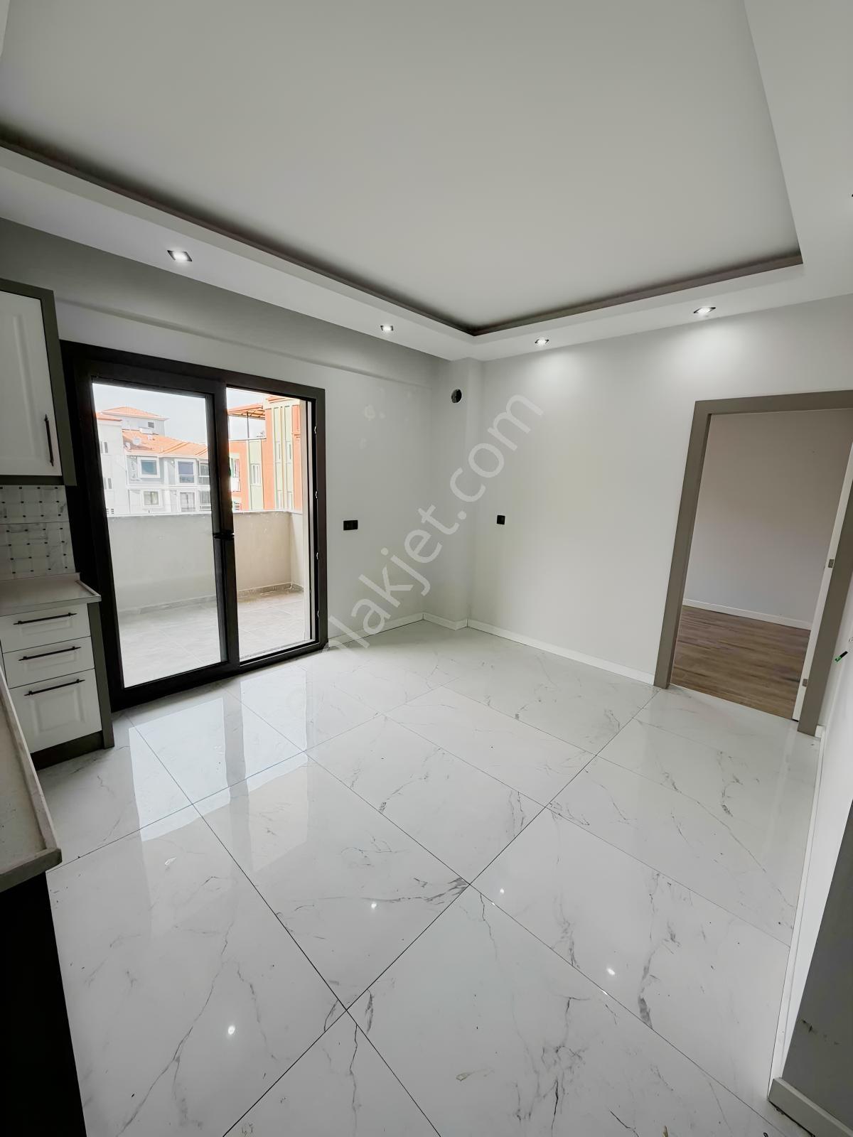 Üniversite Yakın Sıfır Ayarında 2+1 80m2 Amerikan Mutfak Kiralık - Görsel 5