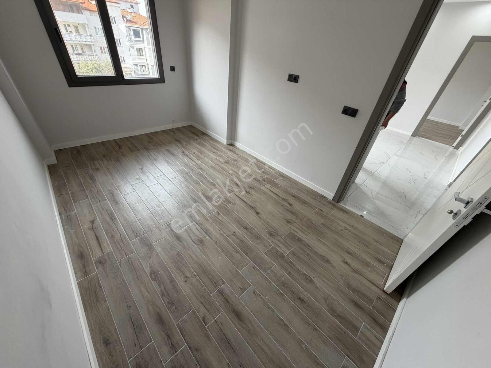 Üniversite Yakın Sıfır Ayarında 2+1 80m2 Amerikan Mutfak Kiralık - Görsel 12