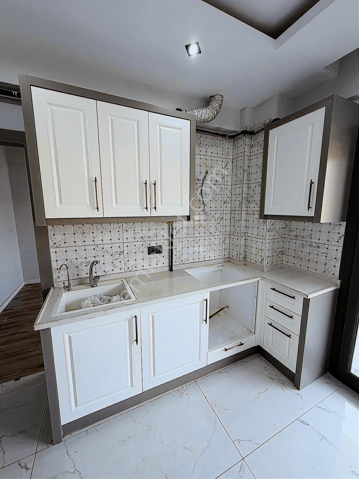 Üniversite Yakın Sıfır Ayarında 2+1 80m2 Amerikan Mutfak Kiralık - Görsel 16