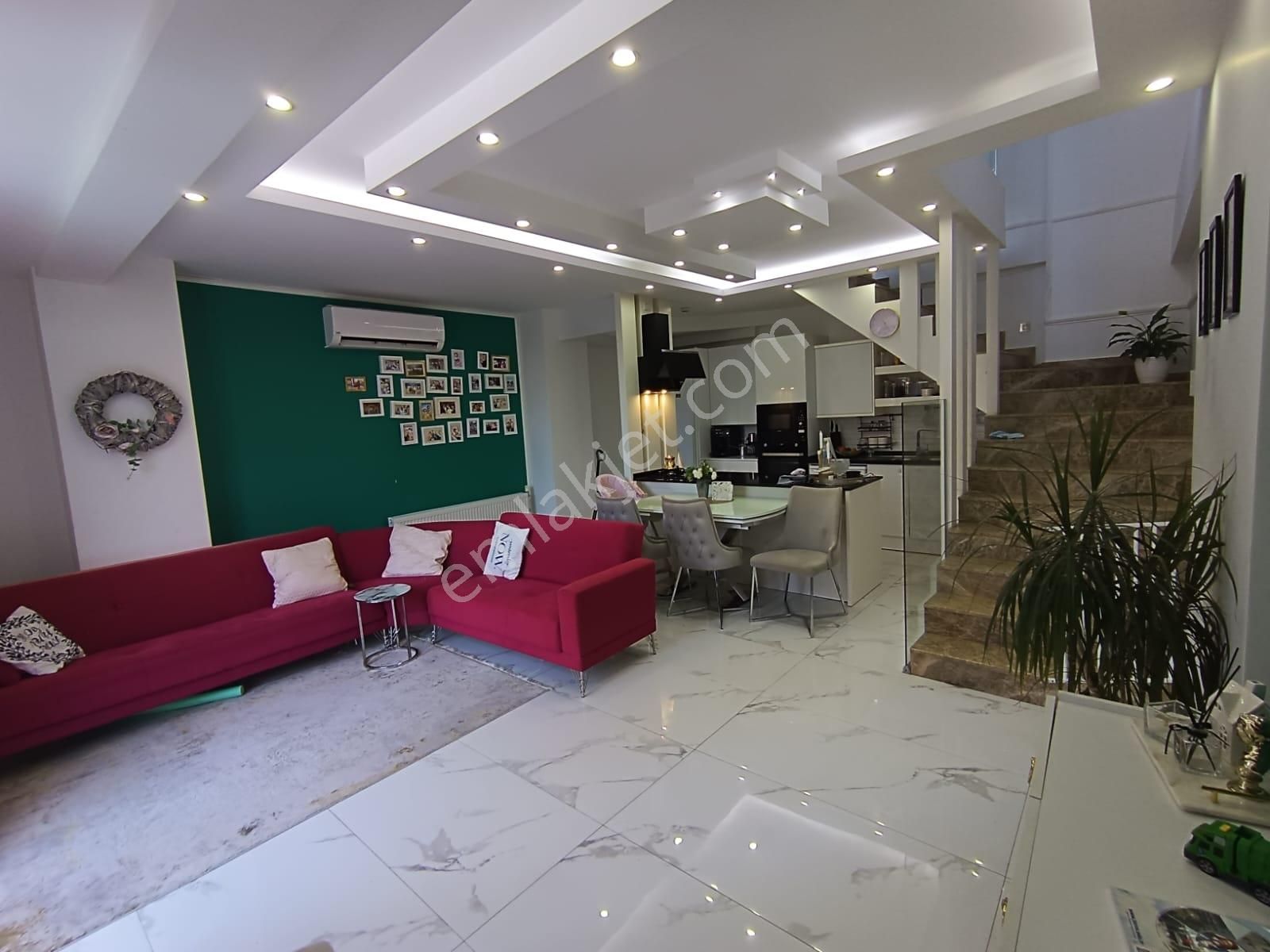 "full Eşyalı Uygun Fiyatlı / 5+2 Lüks Satılık Dubleks" Acil Acil