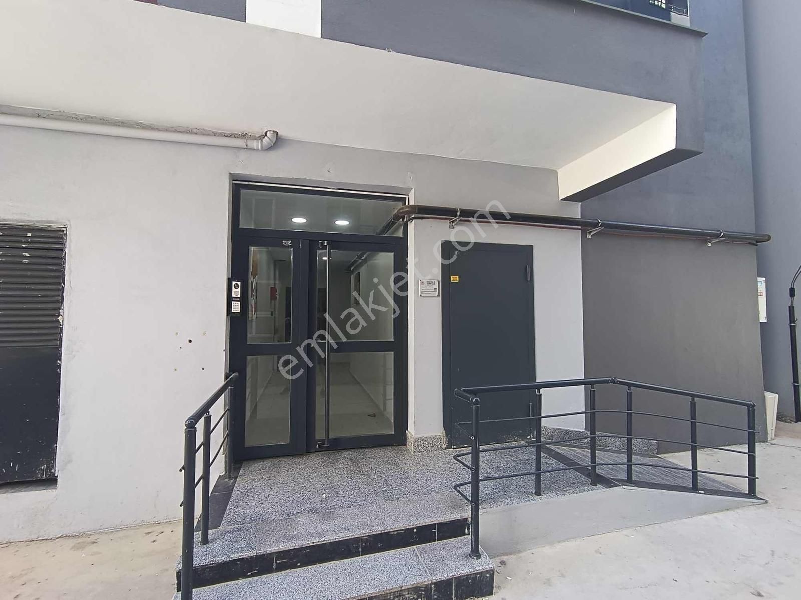 Yuvam'dan Kelepir 1,5+1 Zemin Kat Eşyalı Daire - Görsel 4