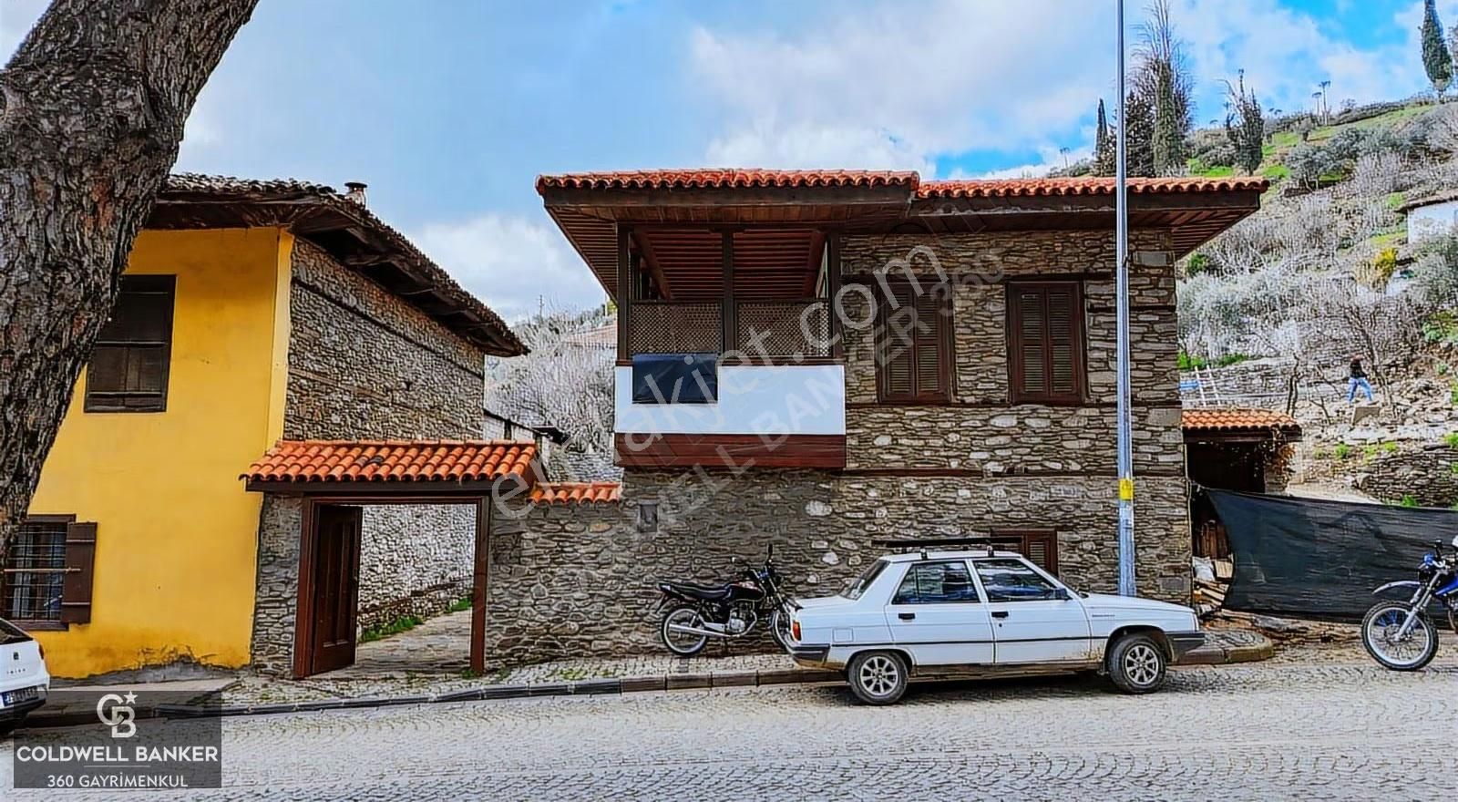 Ödemiş Birgi'de Restore Edilmiş Emsalsiz Satılık Taş Konak - Görsel 13