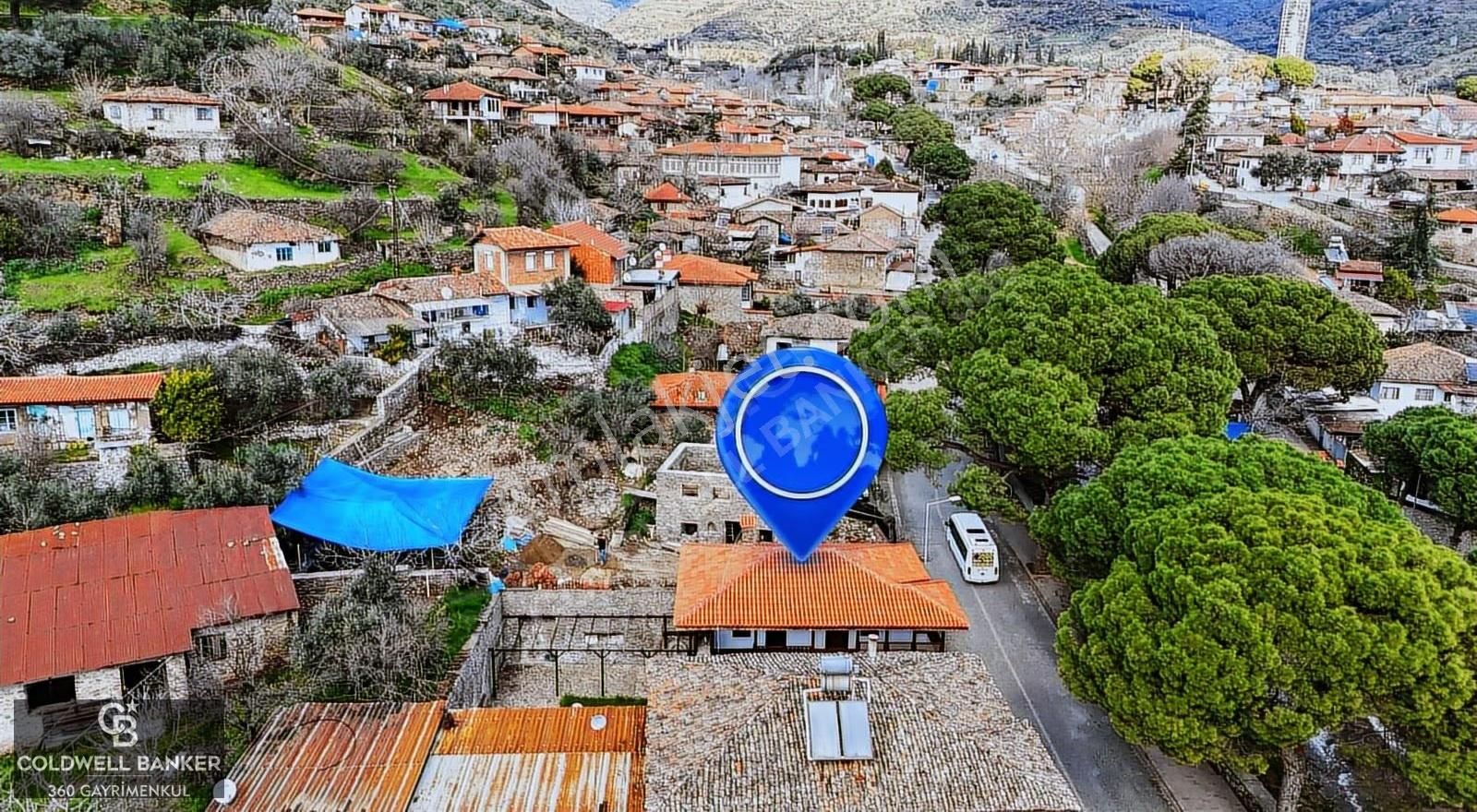 Ödemiş Birgi'de Restore Edilmiş Emsalsiz Satılık Taş Konak - Görsel 9