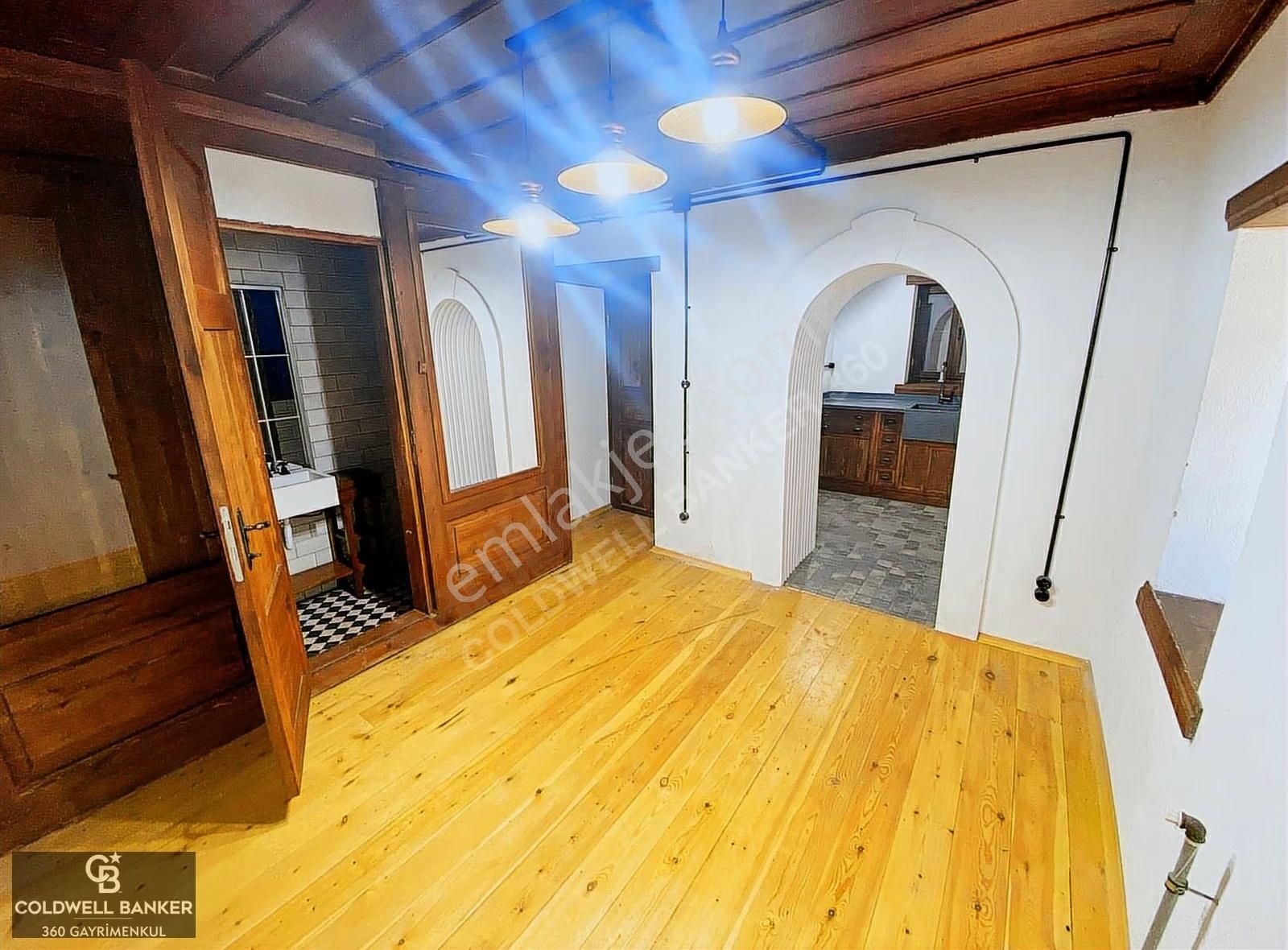 Ödemiş Birgi'de Restore Edilmiş Emsalsiz Satılık Taş Konak - Görsel 31