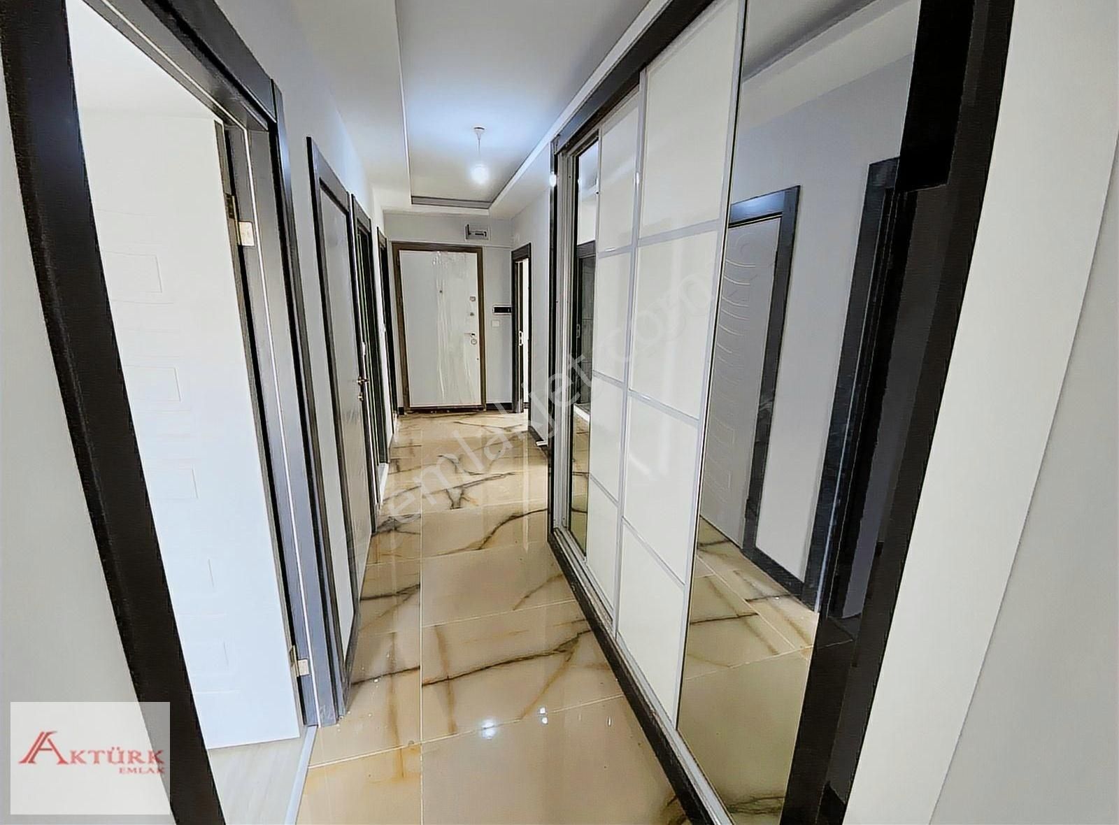 //aktürk Emlak\\çarşı Merkez Arakat Çift Balkon Sıfr Uygun Daire - Görsel 31