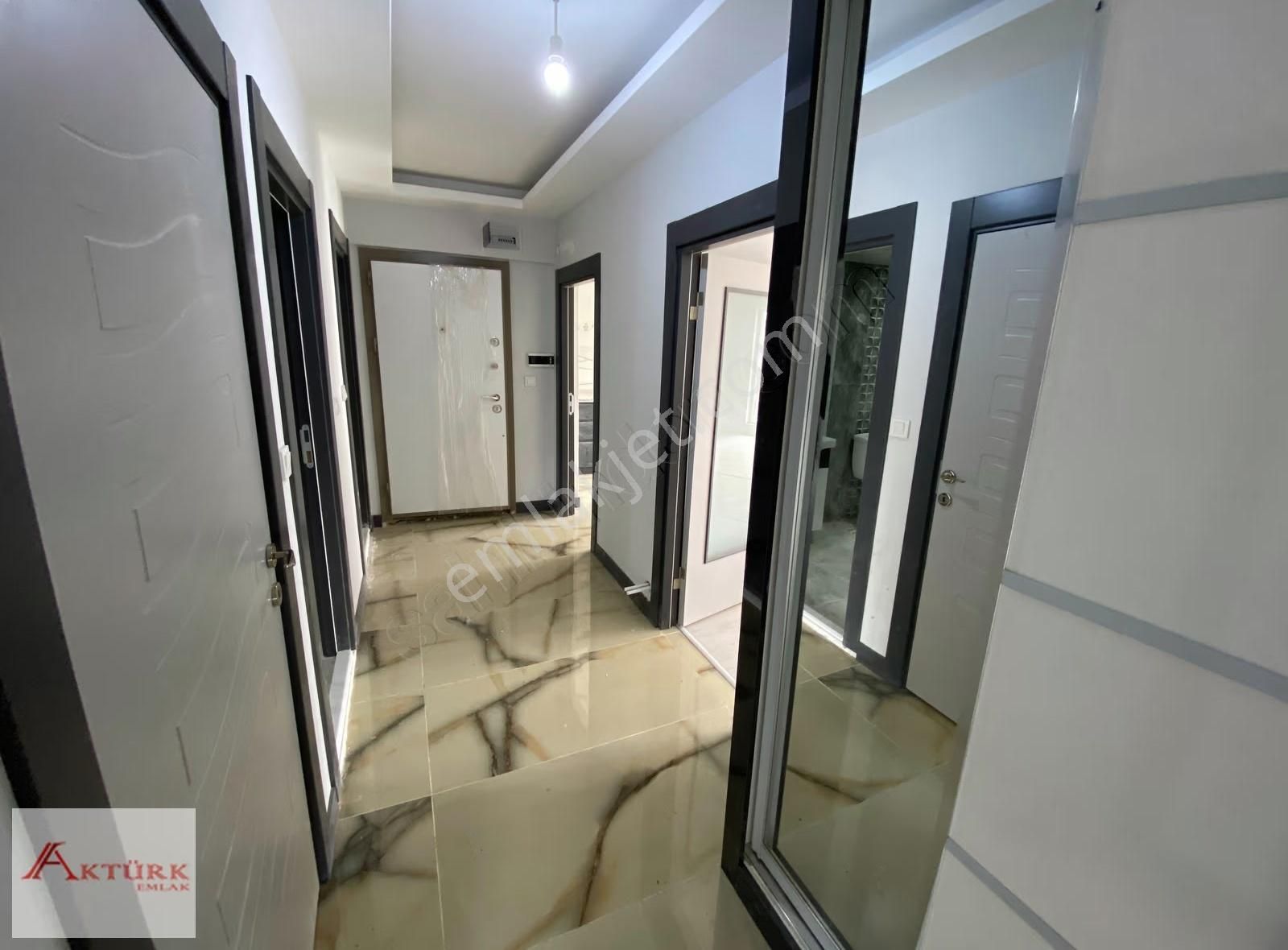 //aktürk Emlak\\çarşı Merkez Arakat Çift Balkon Sıfr Uygun Daire - Görsel 12
