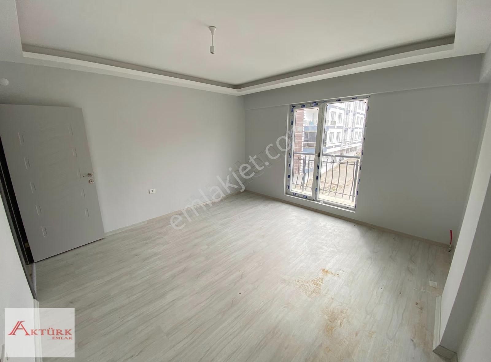 //aktürk Emlak\\çarşı Merkez Arakat Çift Balkon Sıfr Uygun Daire - Görsel 23