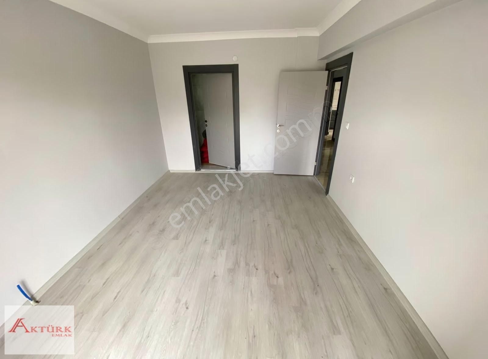 //aktürk Emlak\\çarşı Merkez Arakat Çift Balkon Sıfr Uygun Daire - Görsel 16