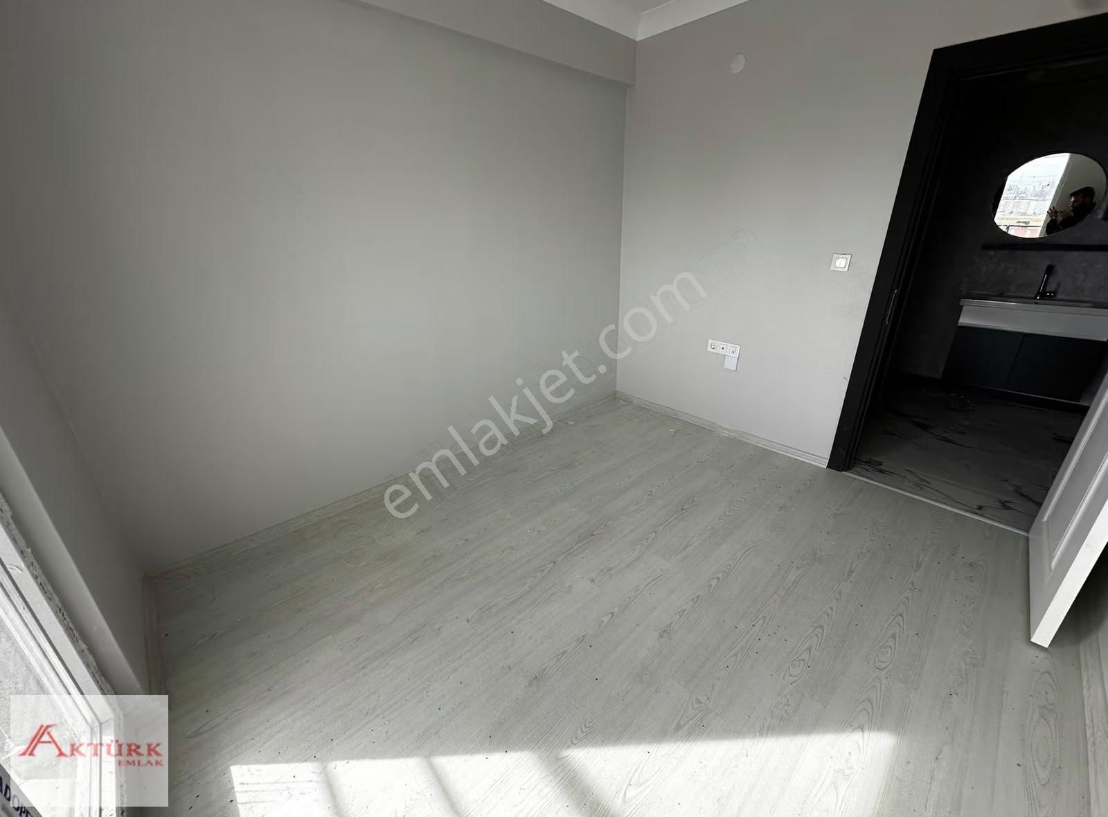 //aktürk Emlak\\kombi Petek Ankastre Takılı İskanlı Sıfır Daire* - Görsel 3