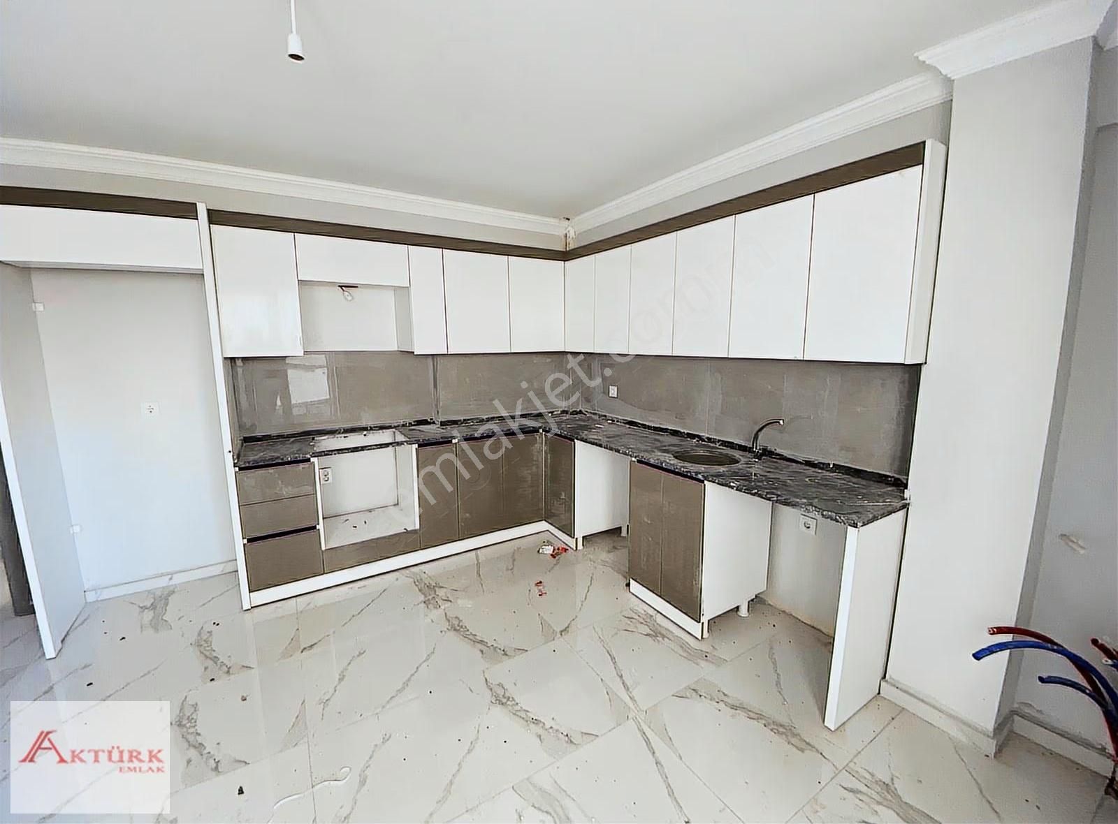 //aktürk Emlak\\ Sıfır Geniş Açık Amerikan Mutfak 2.5+1 Daire***