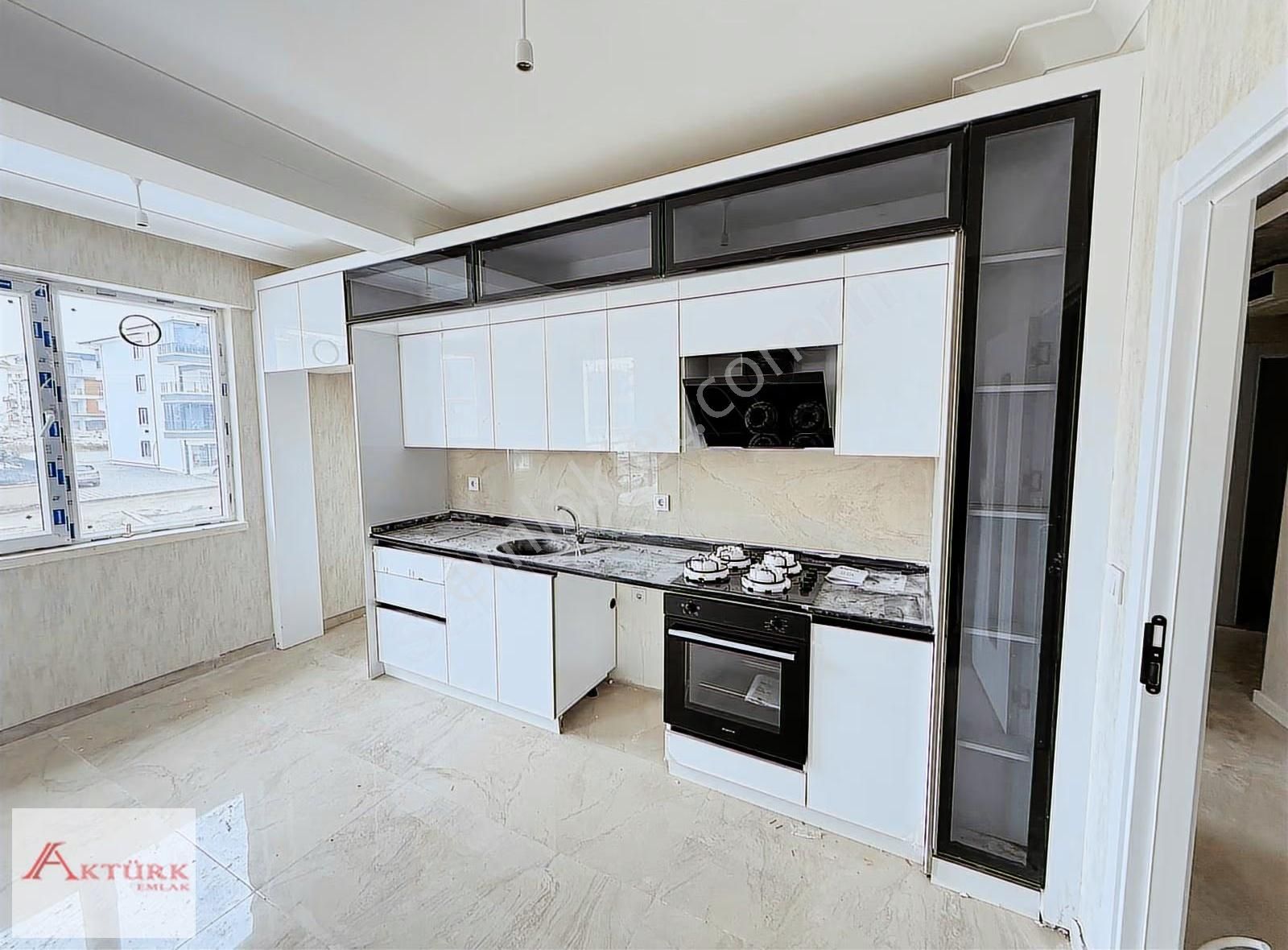 //aktürk Emlak\\ Ara Kat İskanlı Full Donanımlı Sıfır 3+1 Daire*