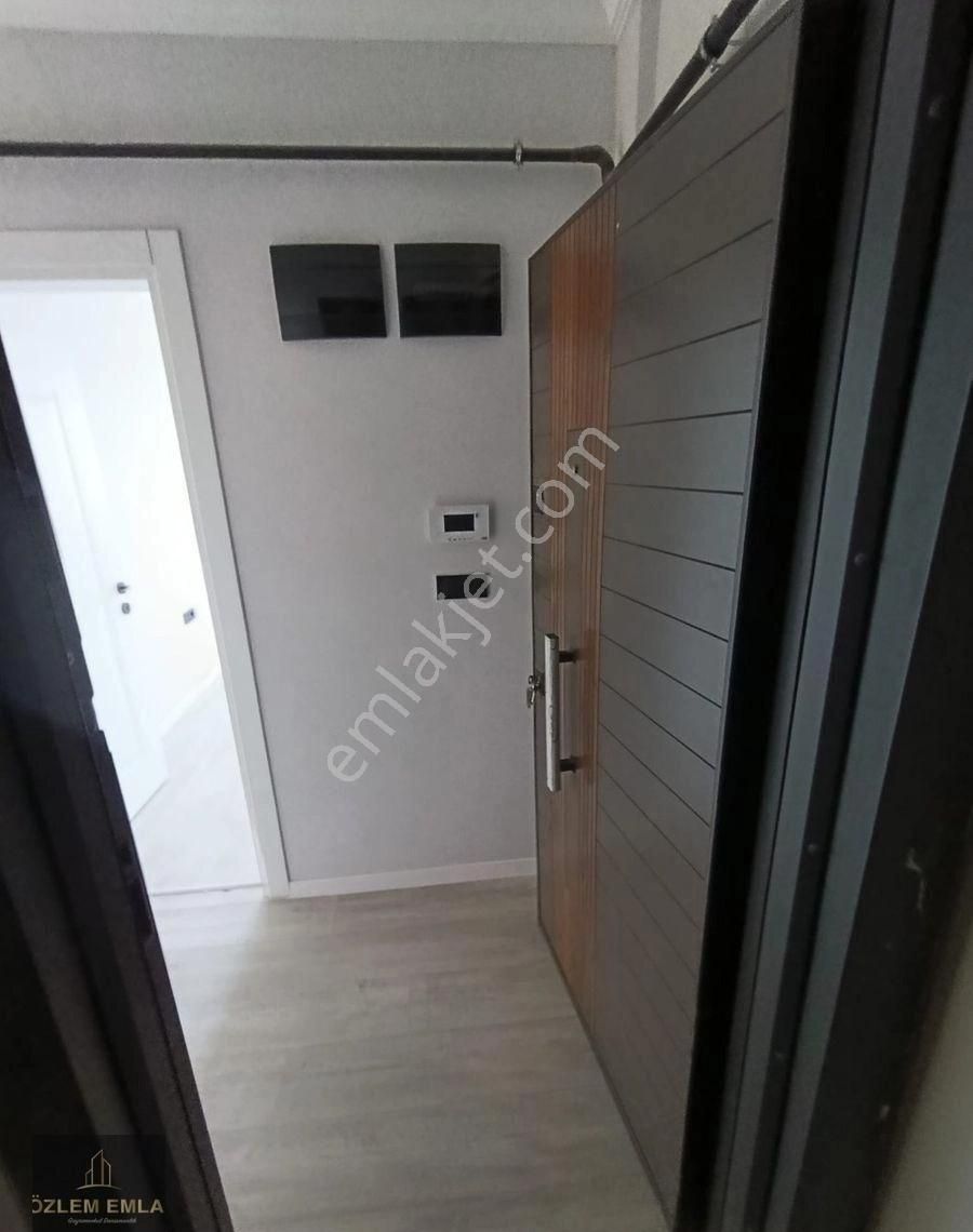 Özlem'den Modern Ve Konforlu Yaşamın Adresi Yenimahallede 2+1 Fırsat Daire - Görsel 5