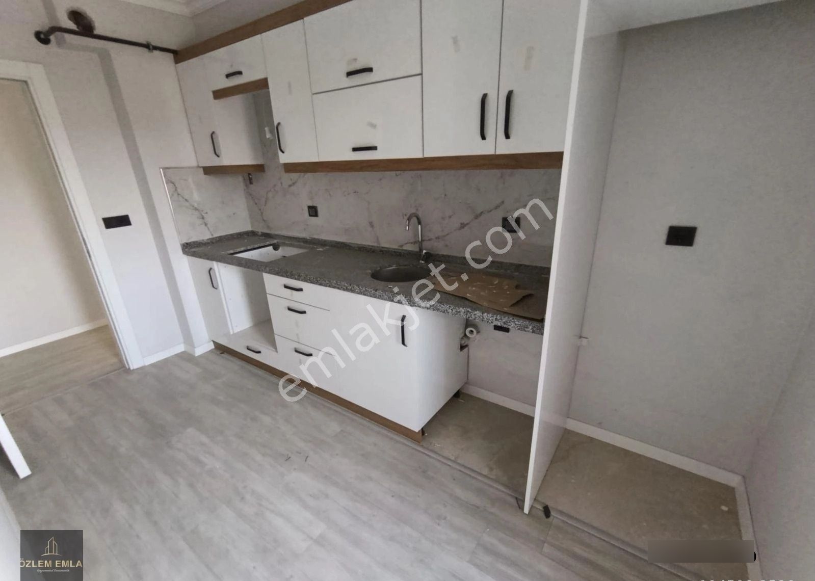 Özlem'den Modern Ve Konforlu Yaşamın Adresi Yenimahallede 2+1 Fırsat Daire - Görsel 18