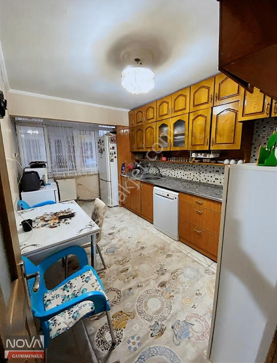 Nova'dan Karaköy'de Uygun Fiyatlı 3+1 2.balkon Arakat Daire .. - Görsel 3