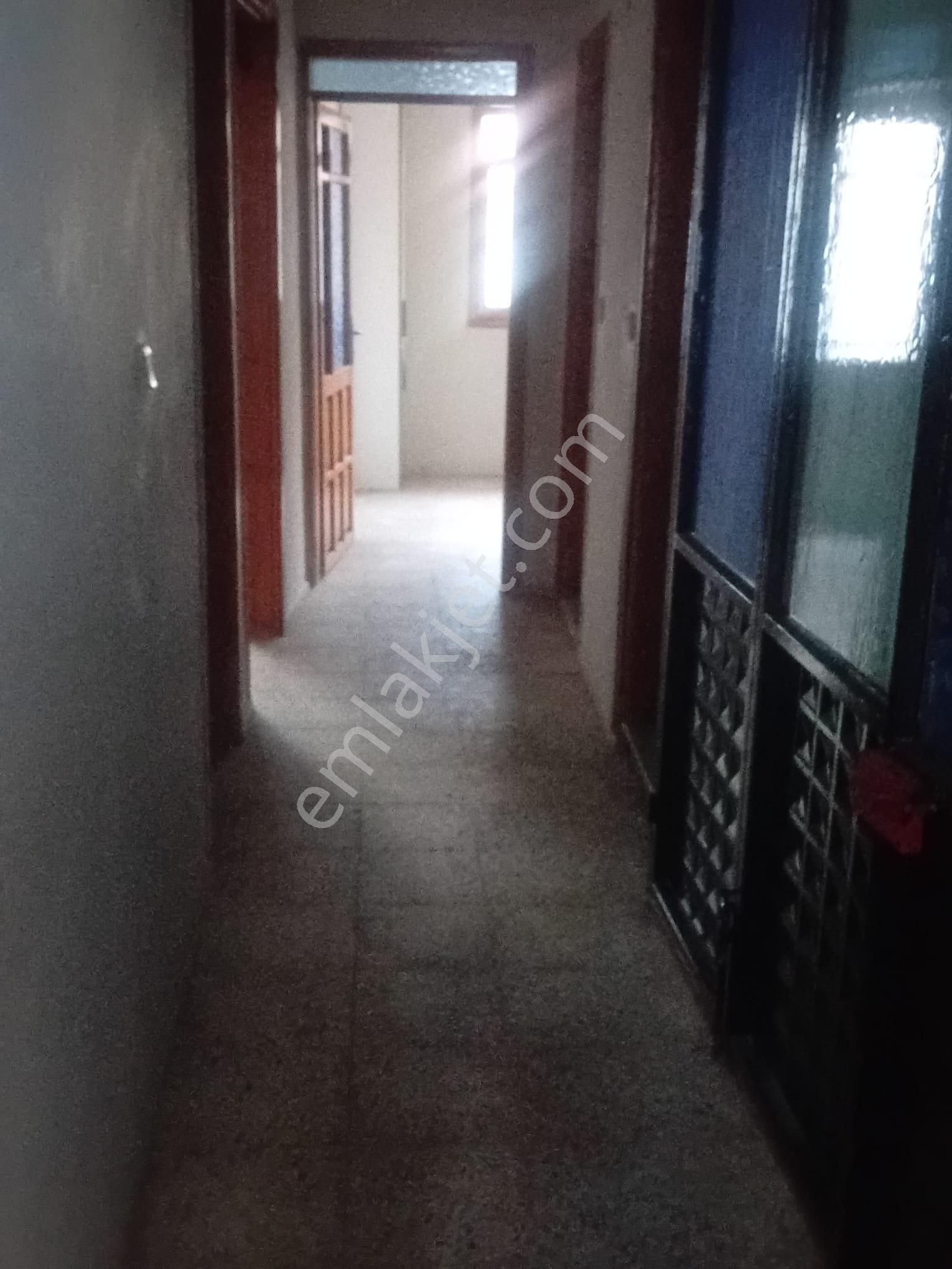 Karabağlar Devrim Mah. Eskiizmir Cuma Pazar Yeri Yakını 2+1 120 M2 Kiralık Ev - Görsel 8