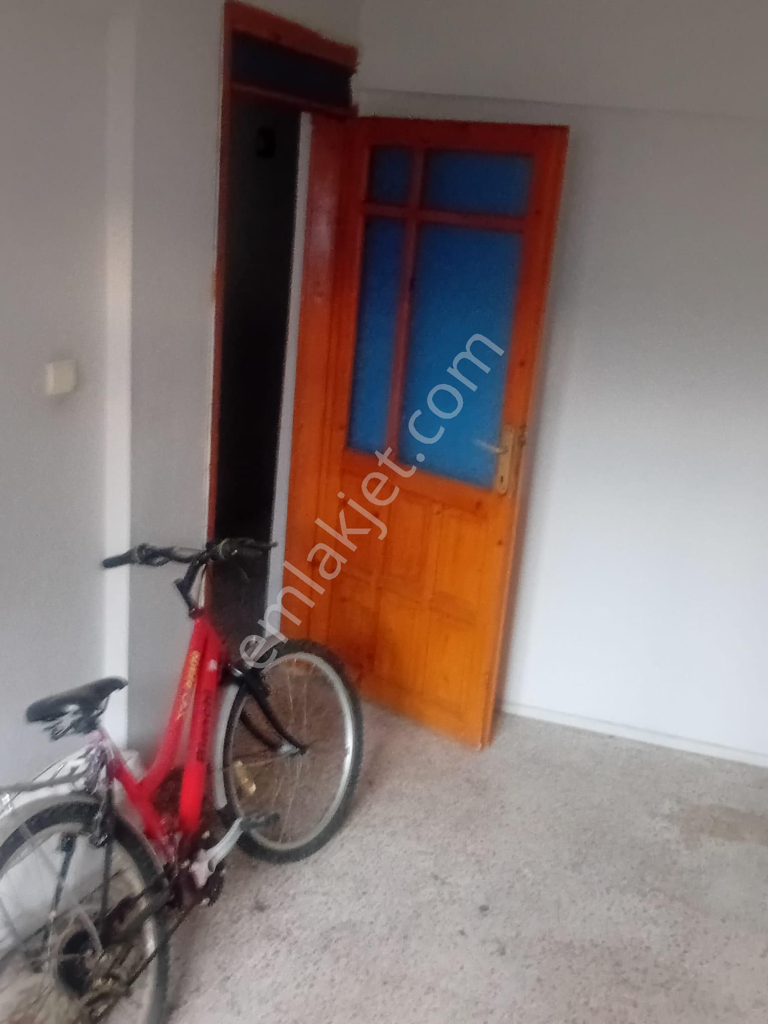 Karabağlar Devrim Mah. Eskiizmir Cuma Pazar Yeri Yakını 2+1 120 M2 Kiralık Ev - Görsel 2