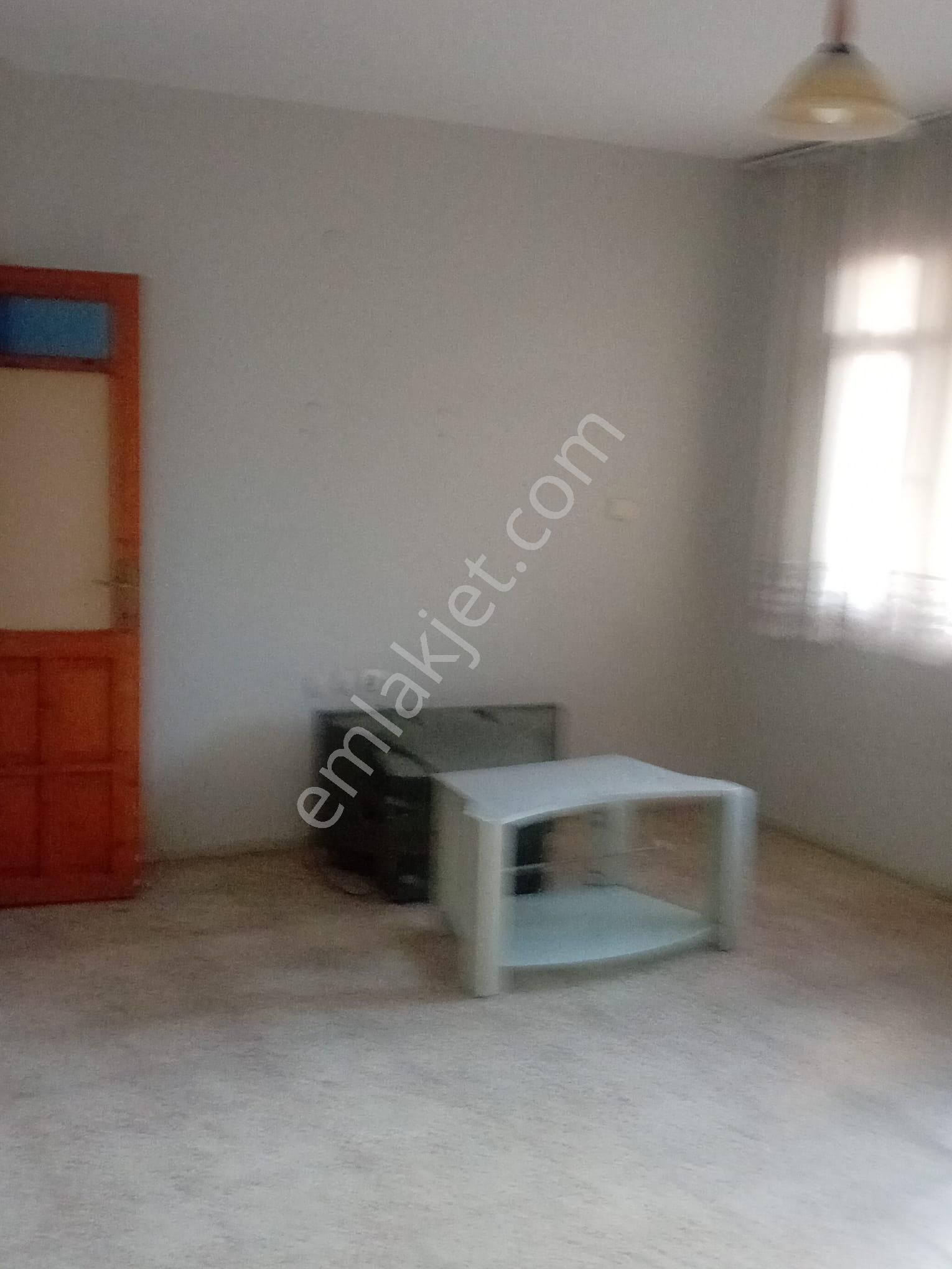 Karabağlar Devrim Mah. Eskiizmir Cuma Pazar Yeri Yakını 2+1 120 M2 Kiralık Ev - Görsel 3