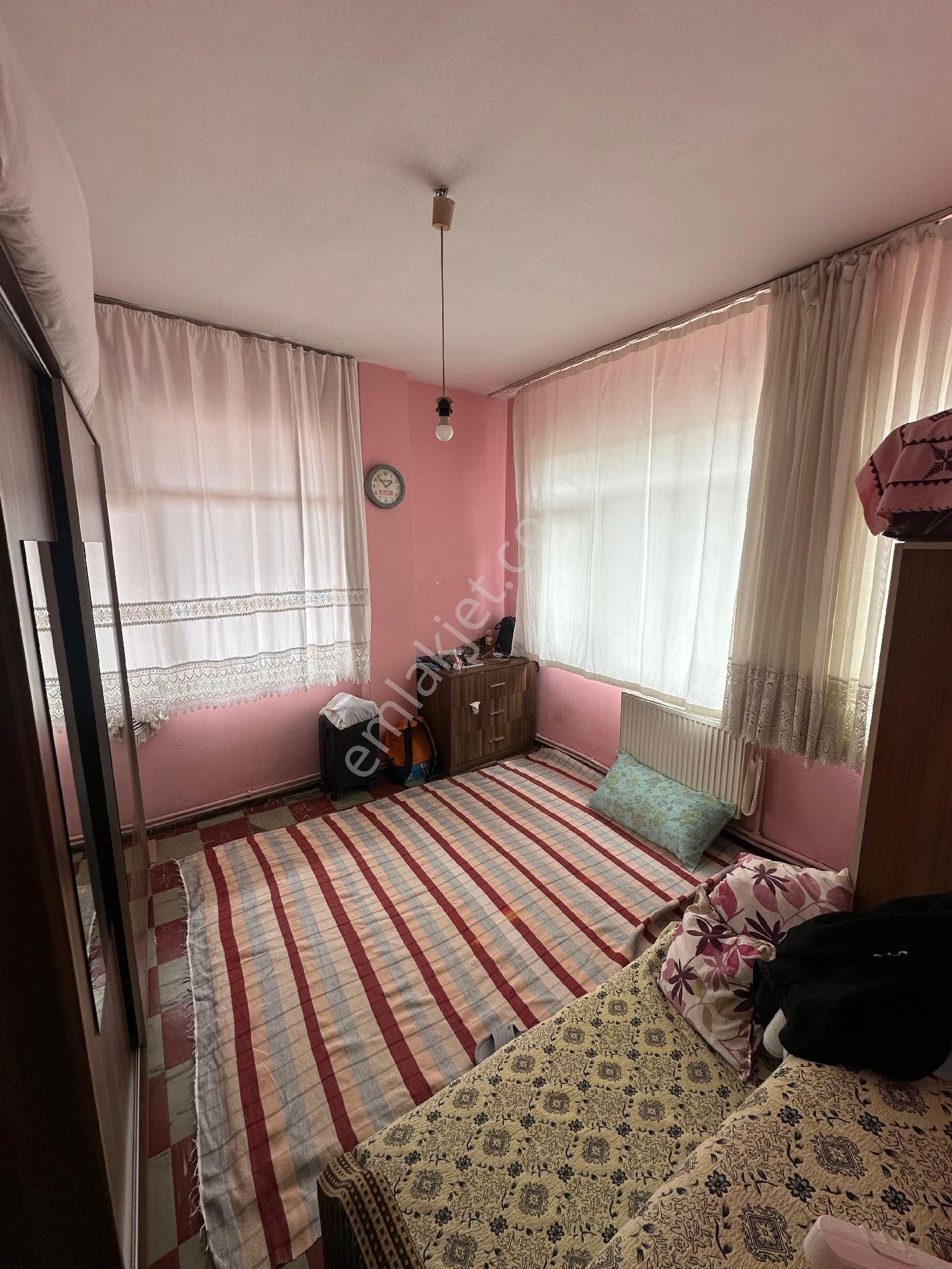 Family' Den Mahmutbey Cadde Üzerinde Satılık 2+1 Asansörlü Daire - Görsel 17