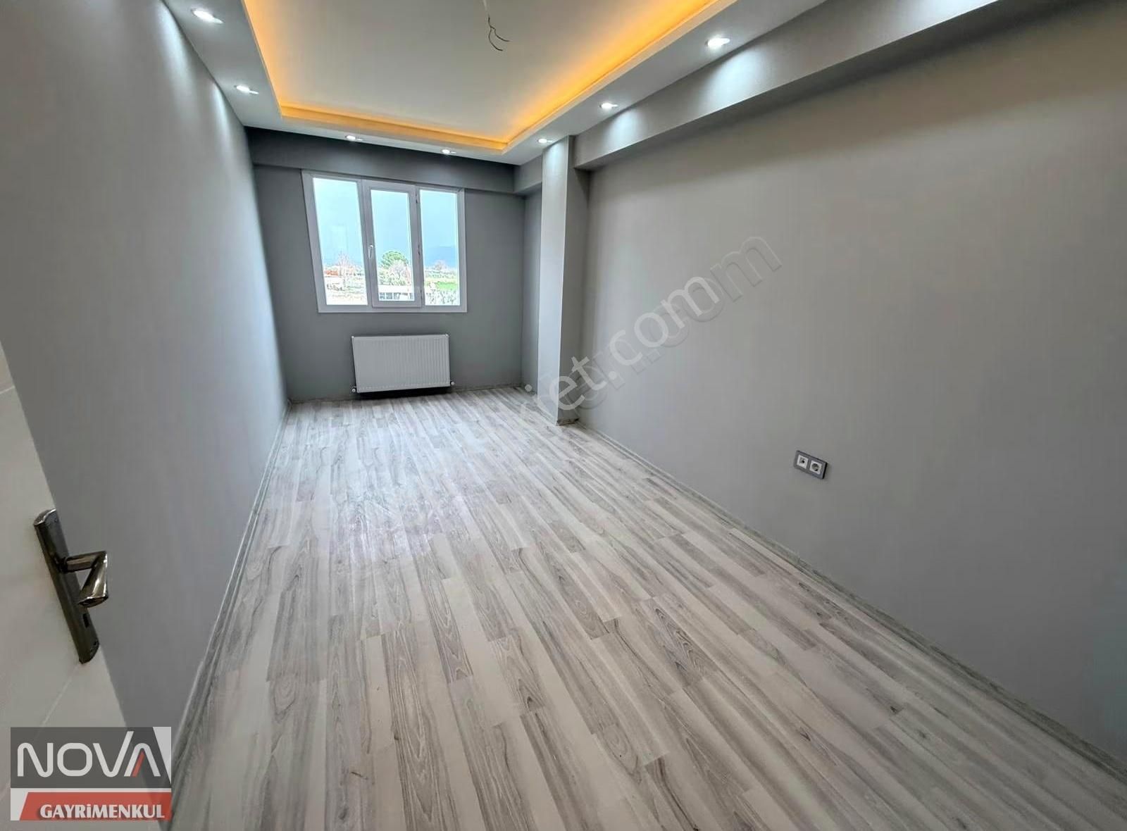 Muradiye'de Site İçerisinde 2+1 105m Önü Açık Ultra Lüx Arakat - Görsel 16