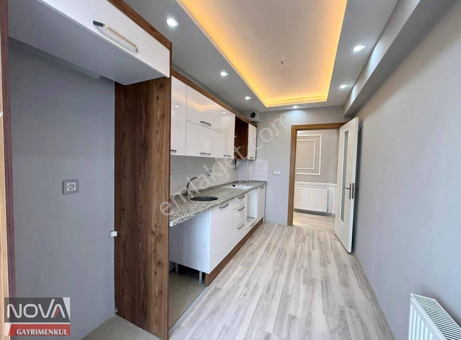 Muradiye'de Site İçerisinde 2+1 105m Önü Açık Ultra Lüx Arakat - Görsel 28