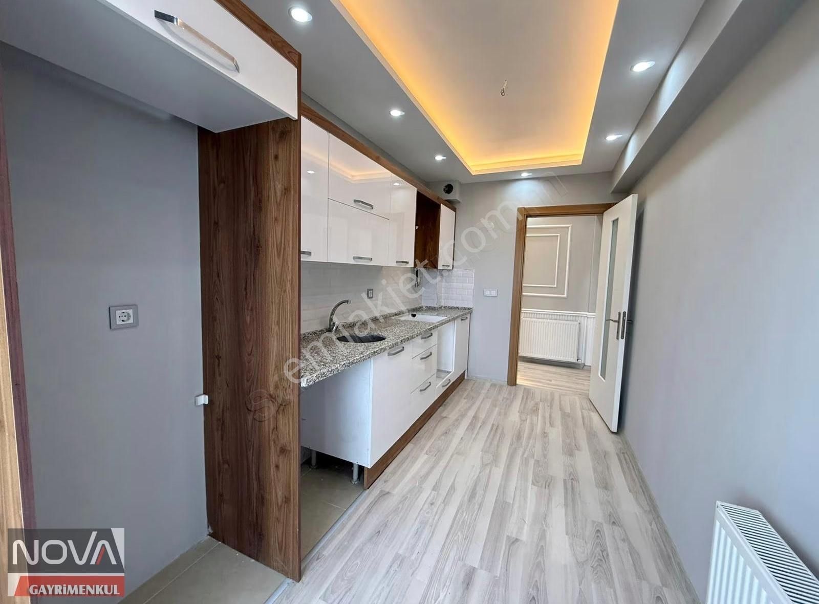 Muradiye'de Site İçerisinde 2+1 105m Önü Açık Ultra Lüx Arakat - Görsel 31
