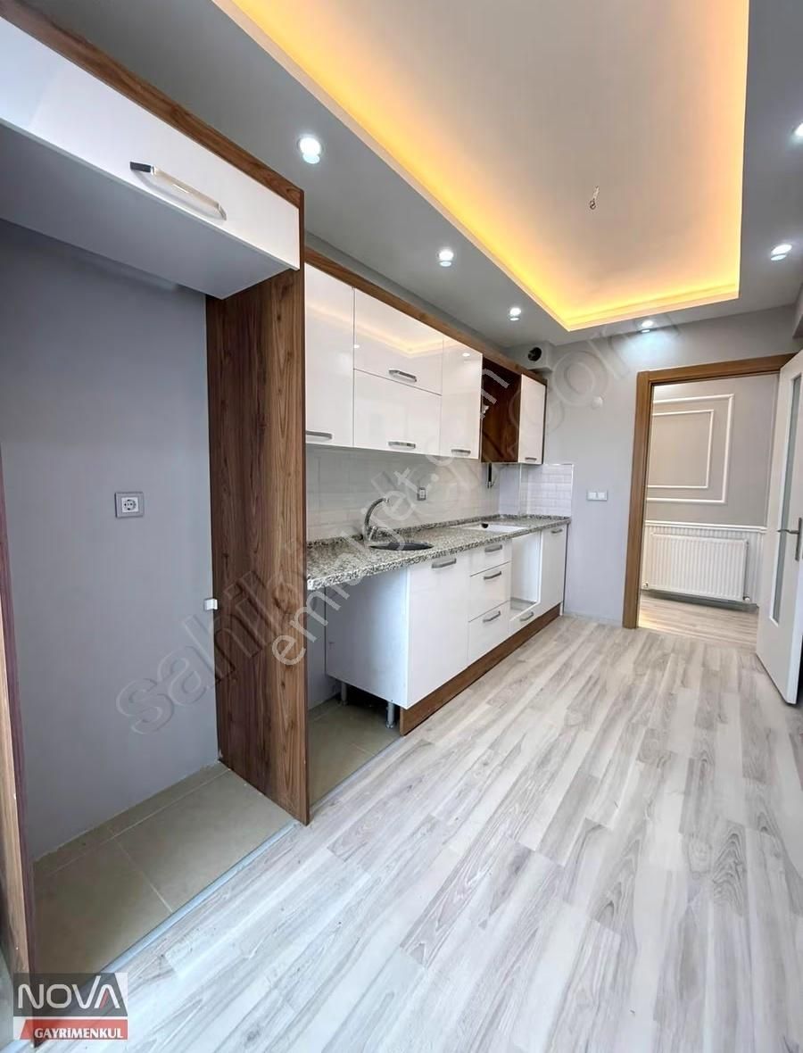 Muradiye'de Site İçerisinde 2+1 105m Önü Açık Ultra Lüx Arakat - Görsel 11