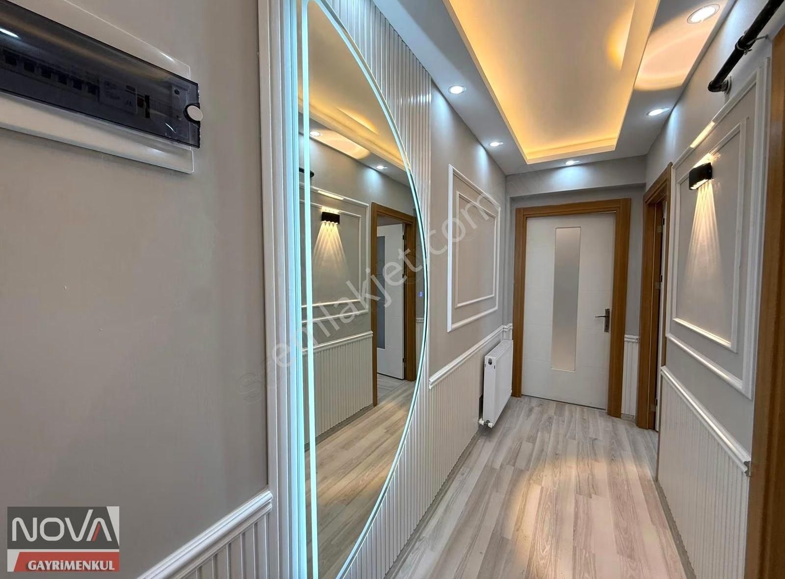 Muradiye'de Site İçerisinde 2+1 105m Önü Açık Ultra Lüx Arakat - Görsel 3