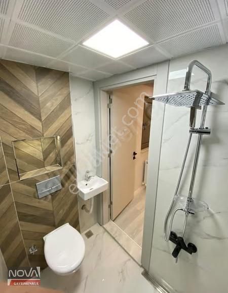 Merkez Efendi Mh 3+1 135m Ultra Lüx E.banyolu Kullanışlı Arakat - Görsel 4