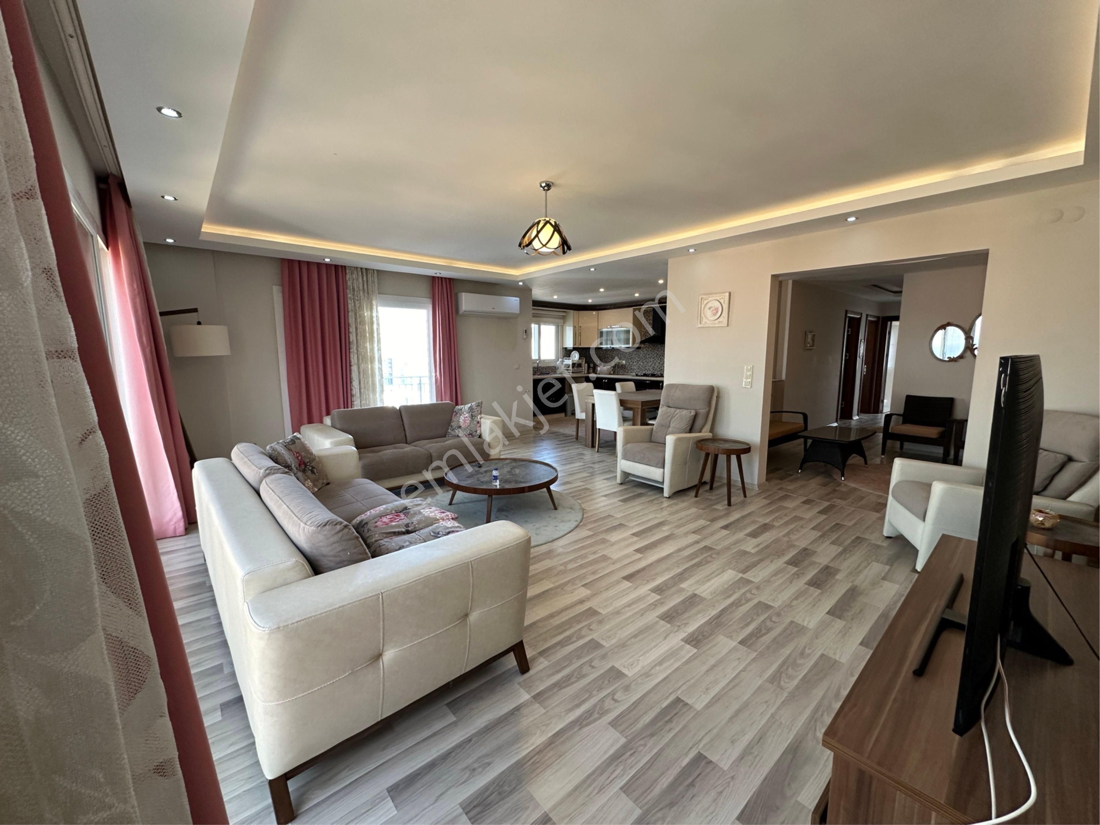 Kuşadası Satılık Deniz Manzaralı 3+1 Daire - Görsel 4