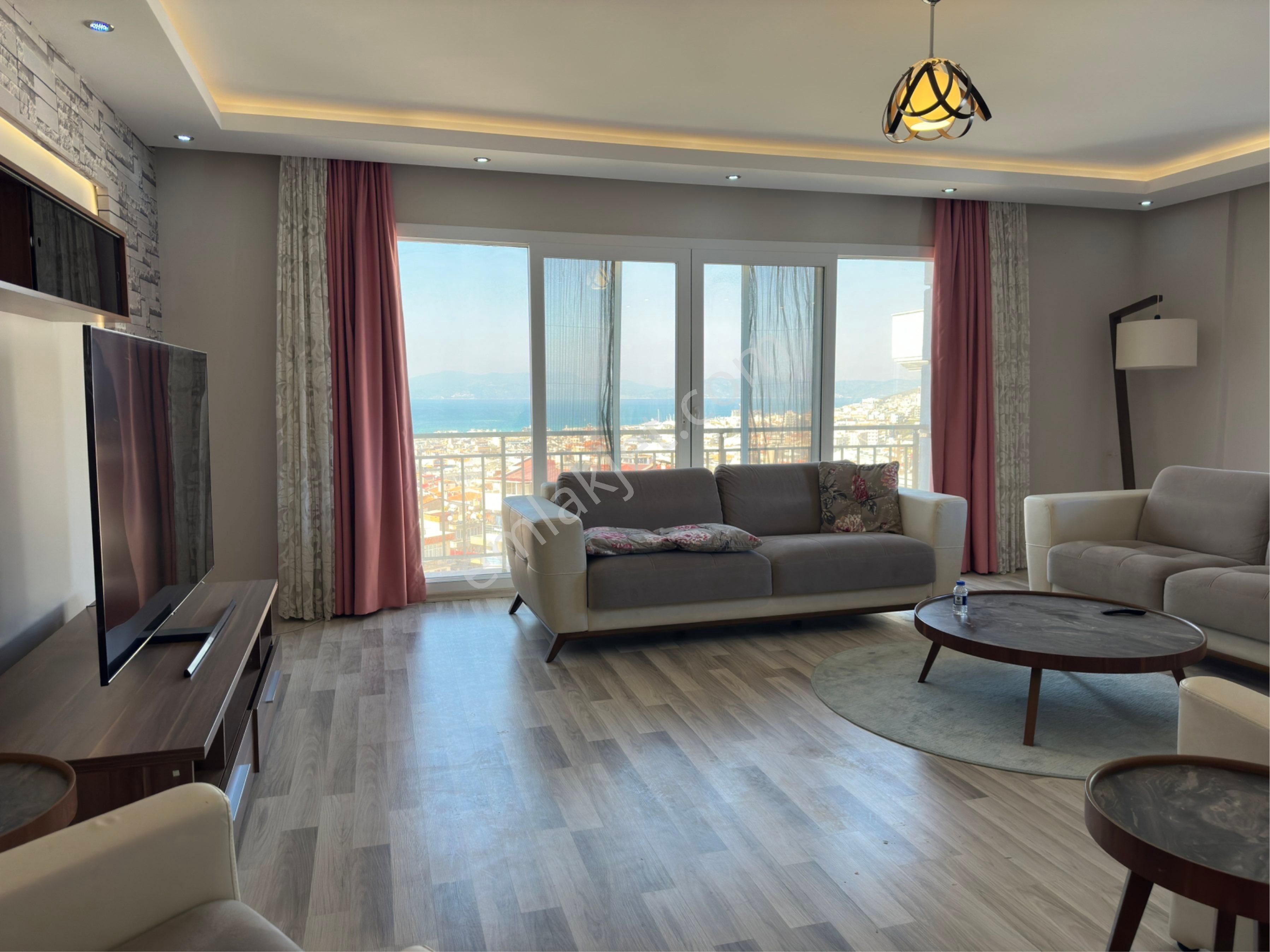 Kuşadası Satılık Deniz Manzaralı 3+1 Daire