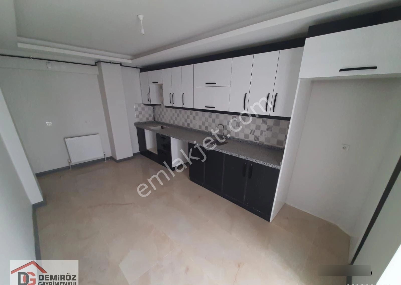 Fevzi Çakmakta Ara Kat Sıfır 3+1 Daire !!