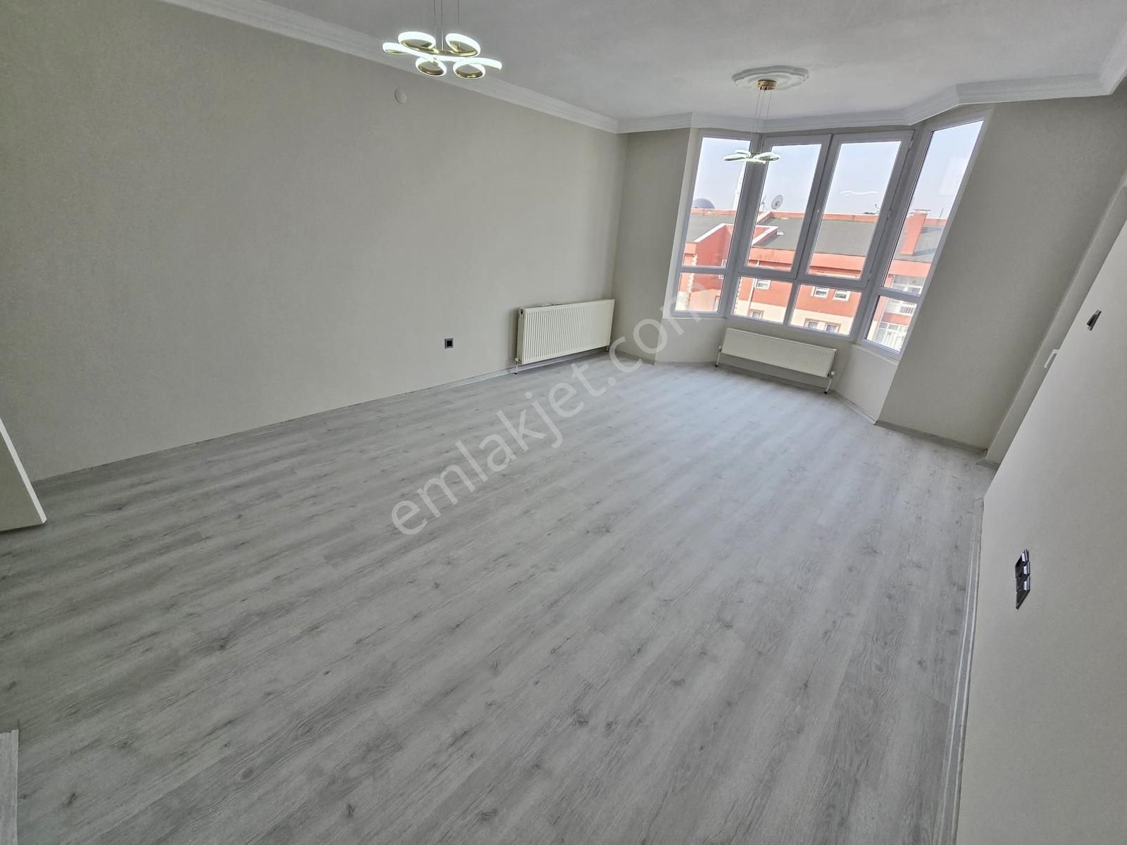 Ayyıldız Mh'de 3+1 Krediye Uygun Ulta Lüks Yapılı Ön Cephe Daire - Görsel 15