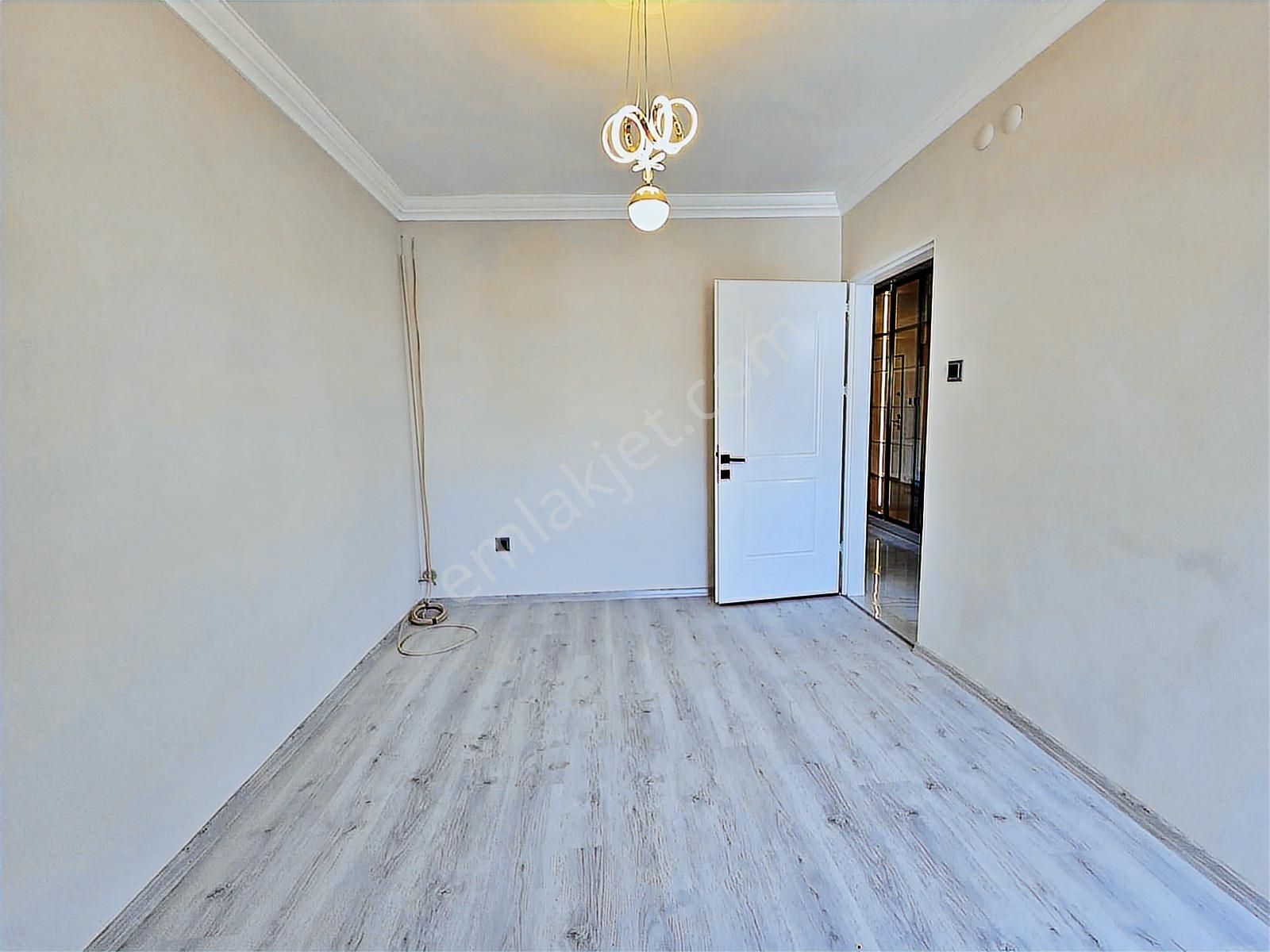 Ayyıldız Mh'de 3+1 Krediye Uygun Ulta Lüks Yapılı Ön Cephe Daire - Görsel 29