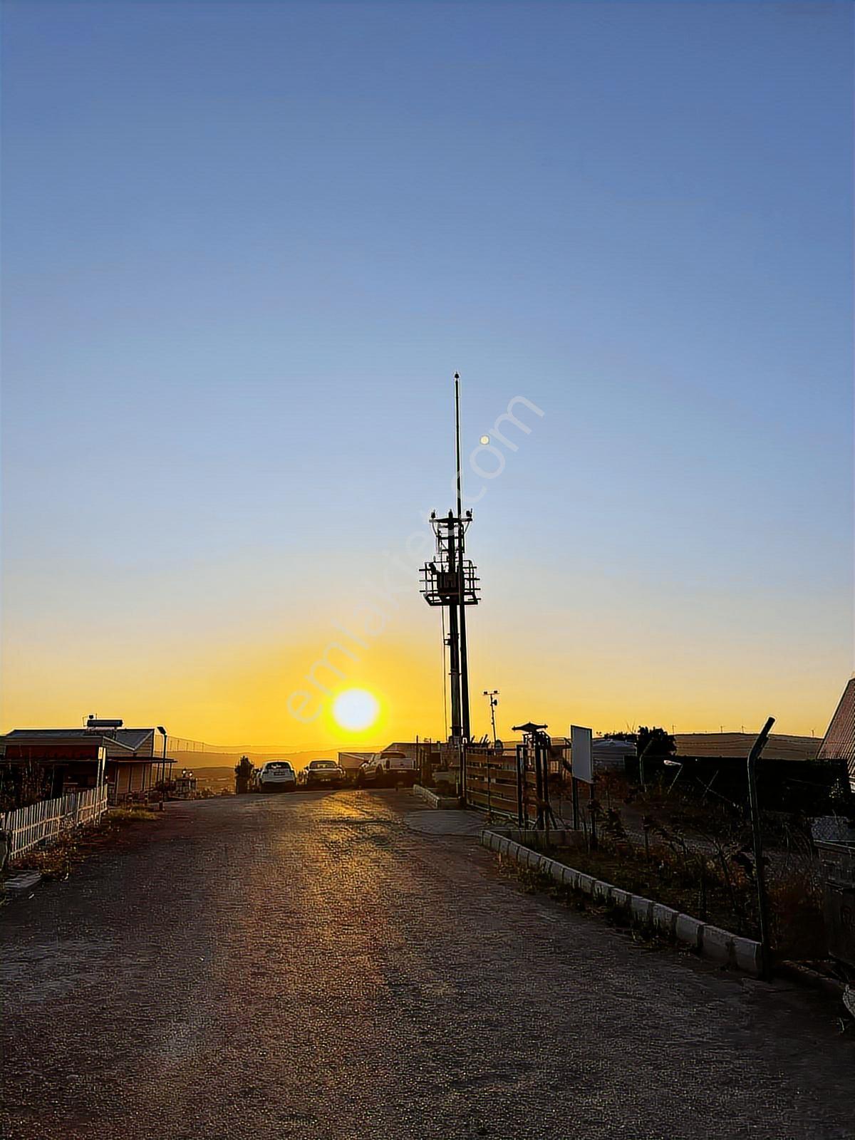 Doğa İçinde Göl Manzaralı Eşyalı Müstakil Ev - Görsel 10