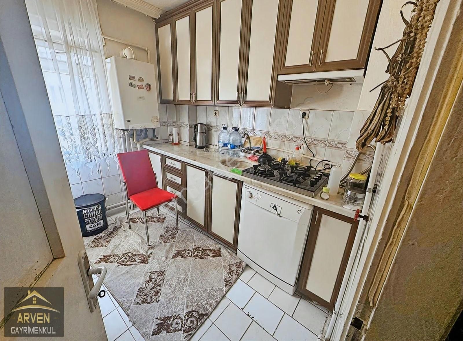 ▃arven▃kayaş Mh. Tren İstasyonu Dibi Ön Cephe Balkonlu 3+1 Daire - Görsel 4